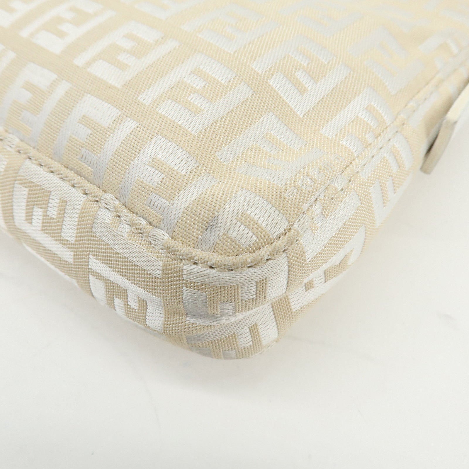 FENDI Zucchino Canvas Leather Shoulder Bag Hand Bag Beige White 8BR042