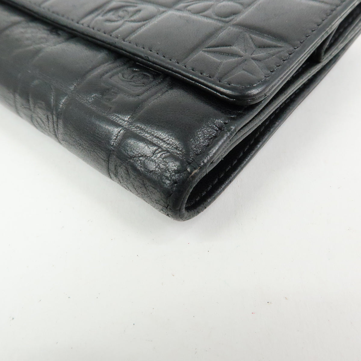 CHANEL Icon Line COCO Mark Lamb Skin W Hook Compact Wallet Black