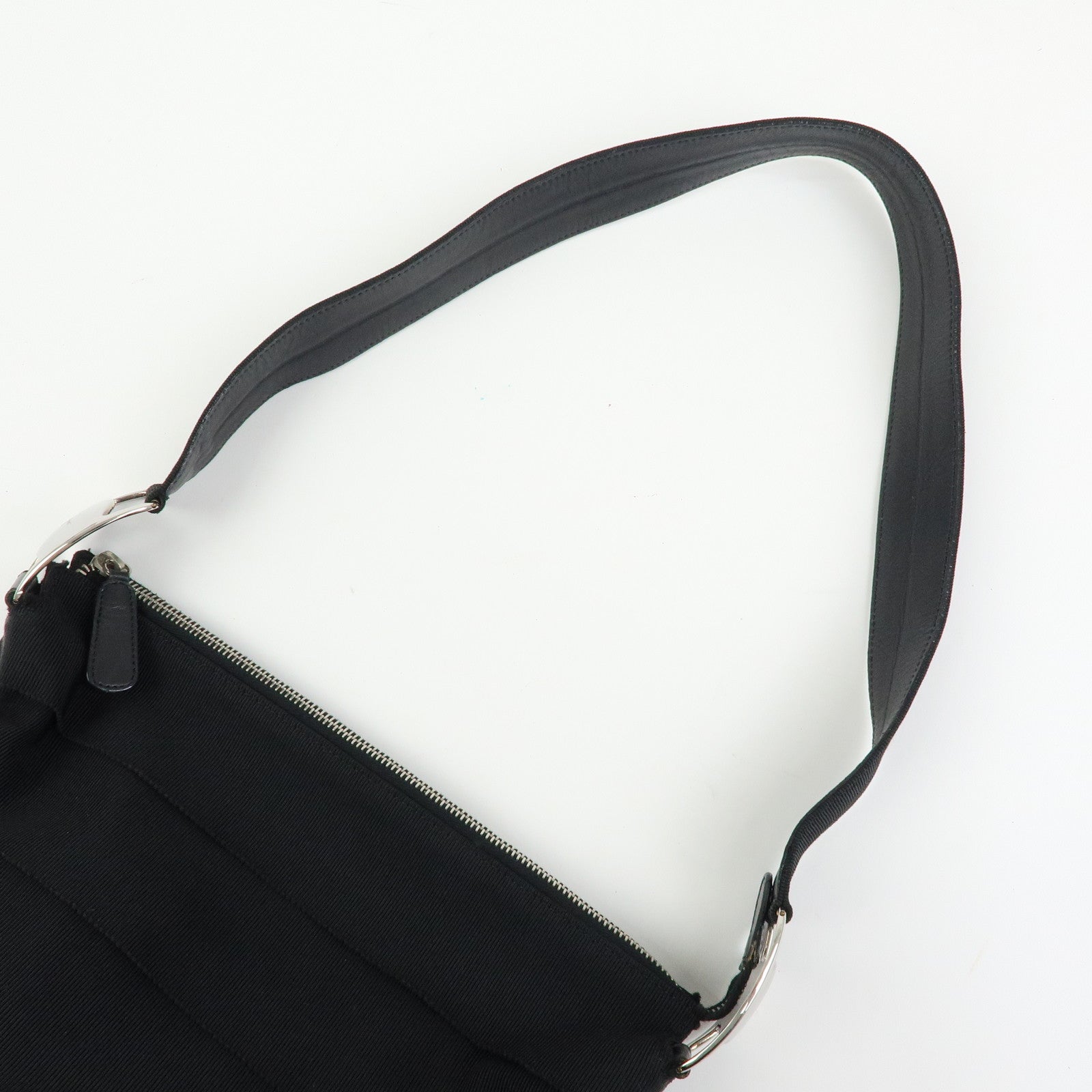 Ferragamo Vara Canvas Leather Shoulder Bag Hand Bag Black