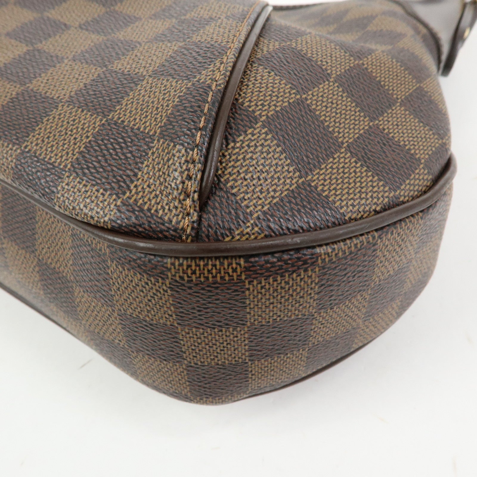 Louis Vuitton Damier Thames GM Shoulder Bag Brown N48181