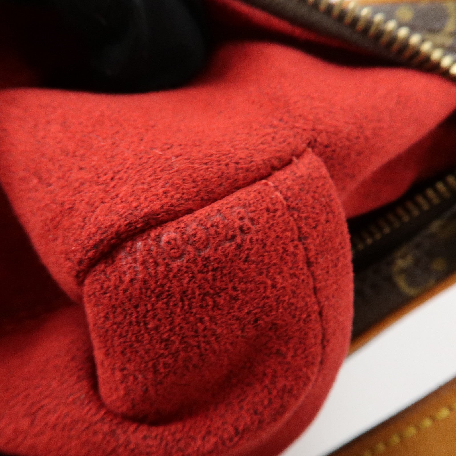 Louis Vuitton Monogram Pochette Croissant Shoulder Bag Hand Bag M51510