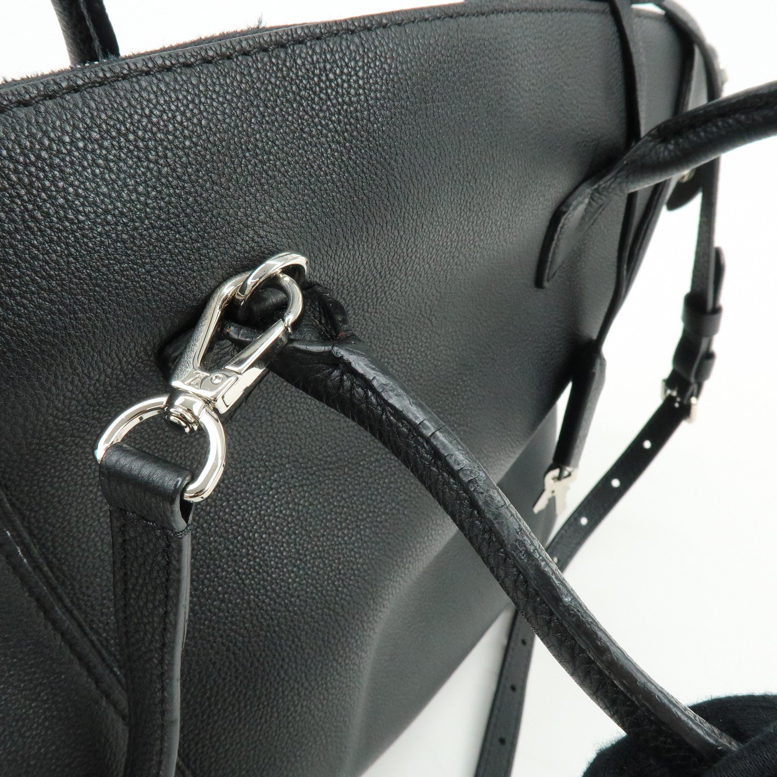 Louis Vuitton Parnasséa LockIt MM Leather 2Way Bag Shoulder Bag M94592