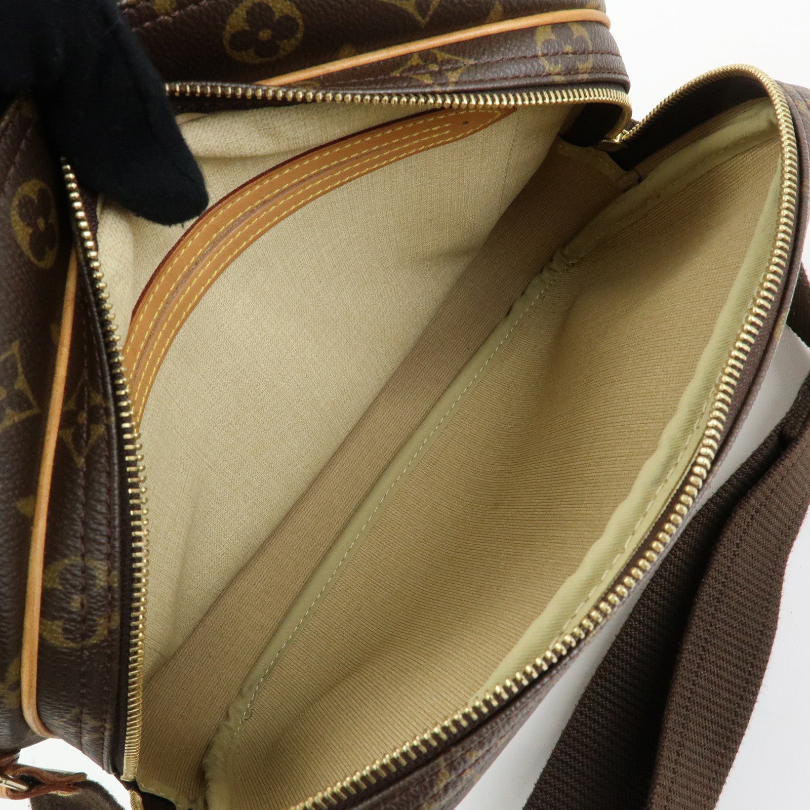 Louis Vuitton Monogram Reporter PM Shoulder Bag Crossbody Bag M45254