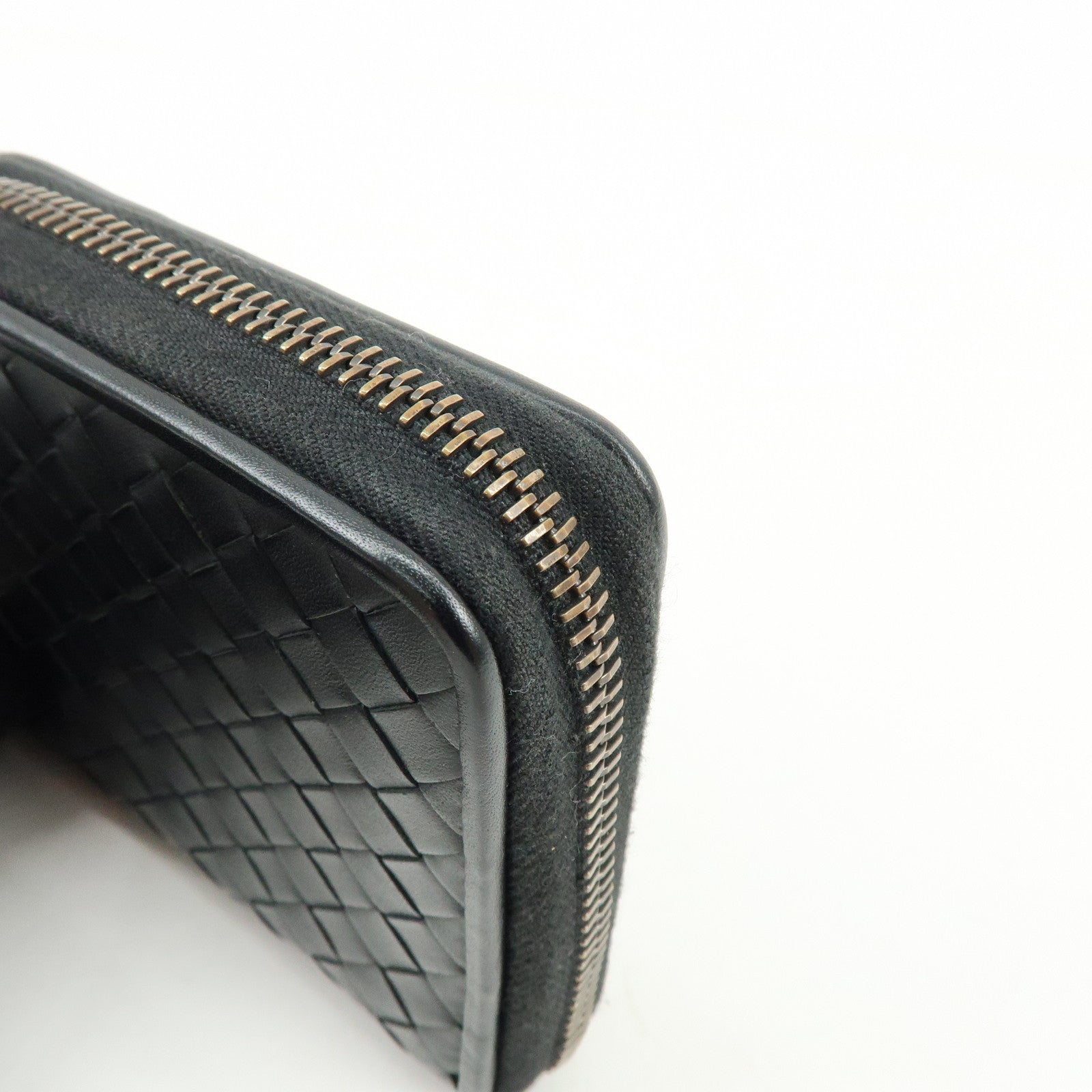 Bottega Veneta Intrecciato Nappa Leather Bi-fold Comact Wallet 510293