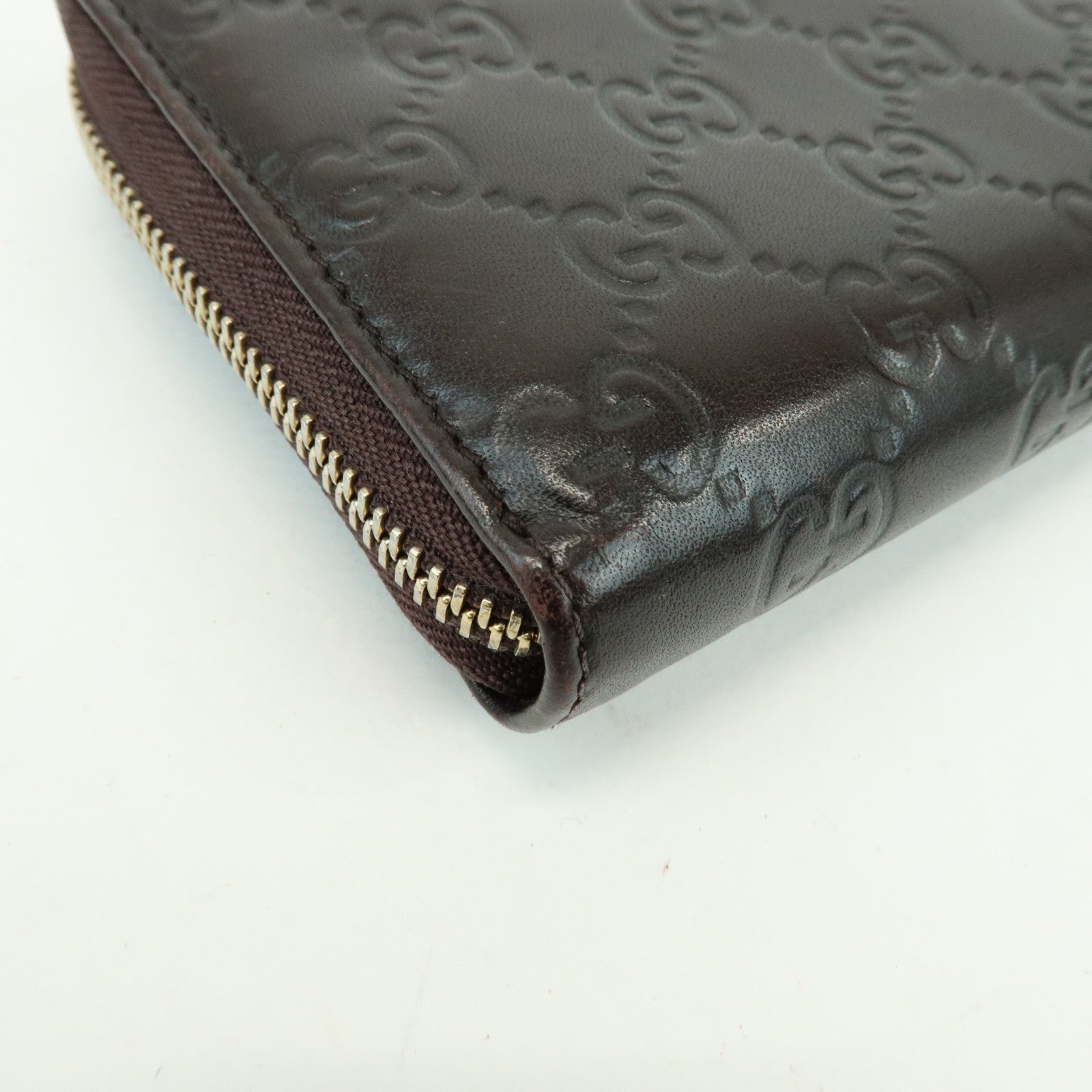 GUCCI Interlocking G Guccissima Leather Round Zippy Long Wallet