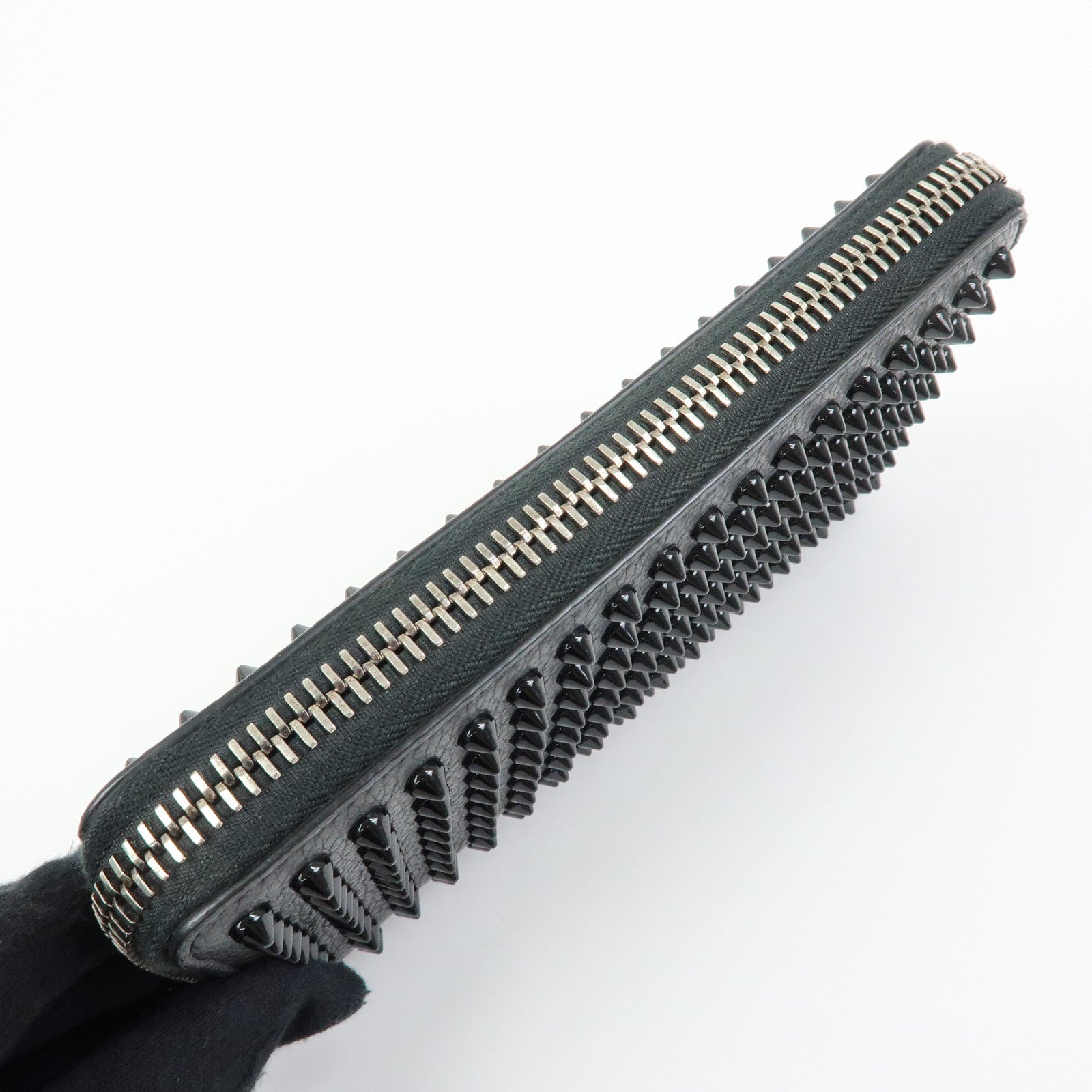 Christian Louboutin Studs Leather Round Zippy Long Wallet Black