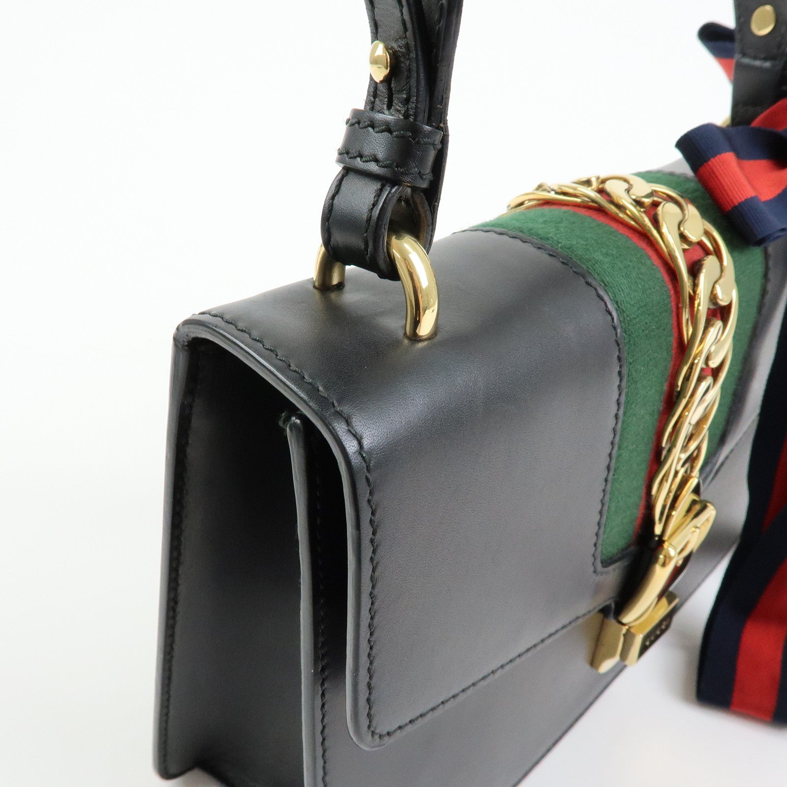 Gucci Sylvie Sherry Leather Shoulder Bag Crossbody Bag Black 421882