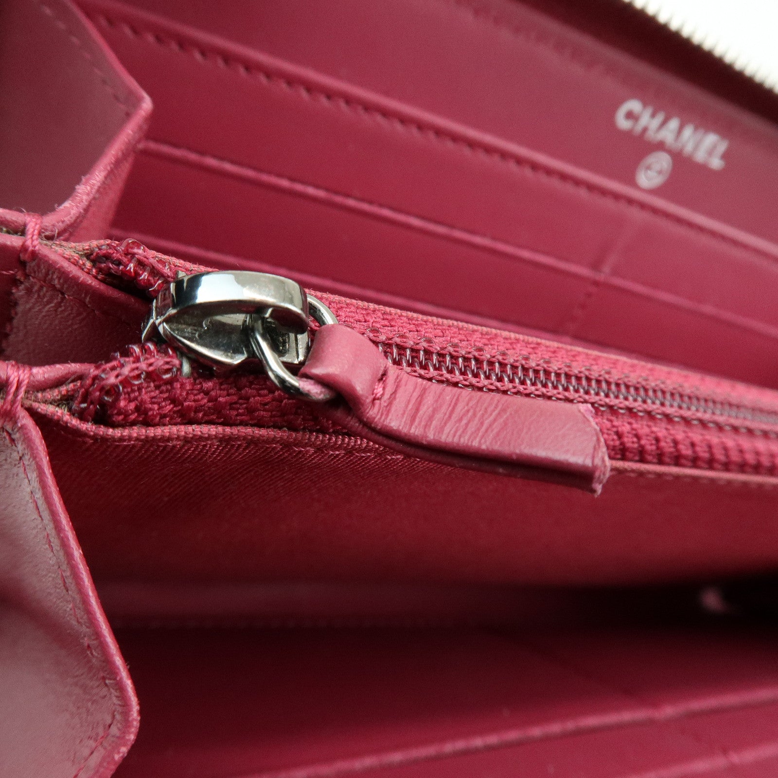 CHANEL Matelasse Patent Leather Zippy Long Wallet Pink