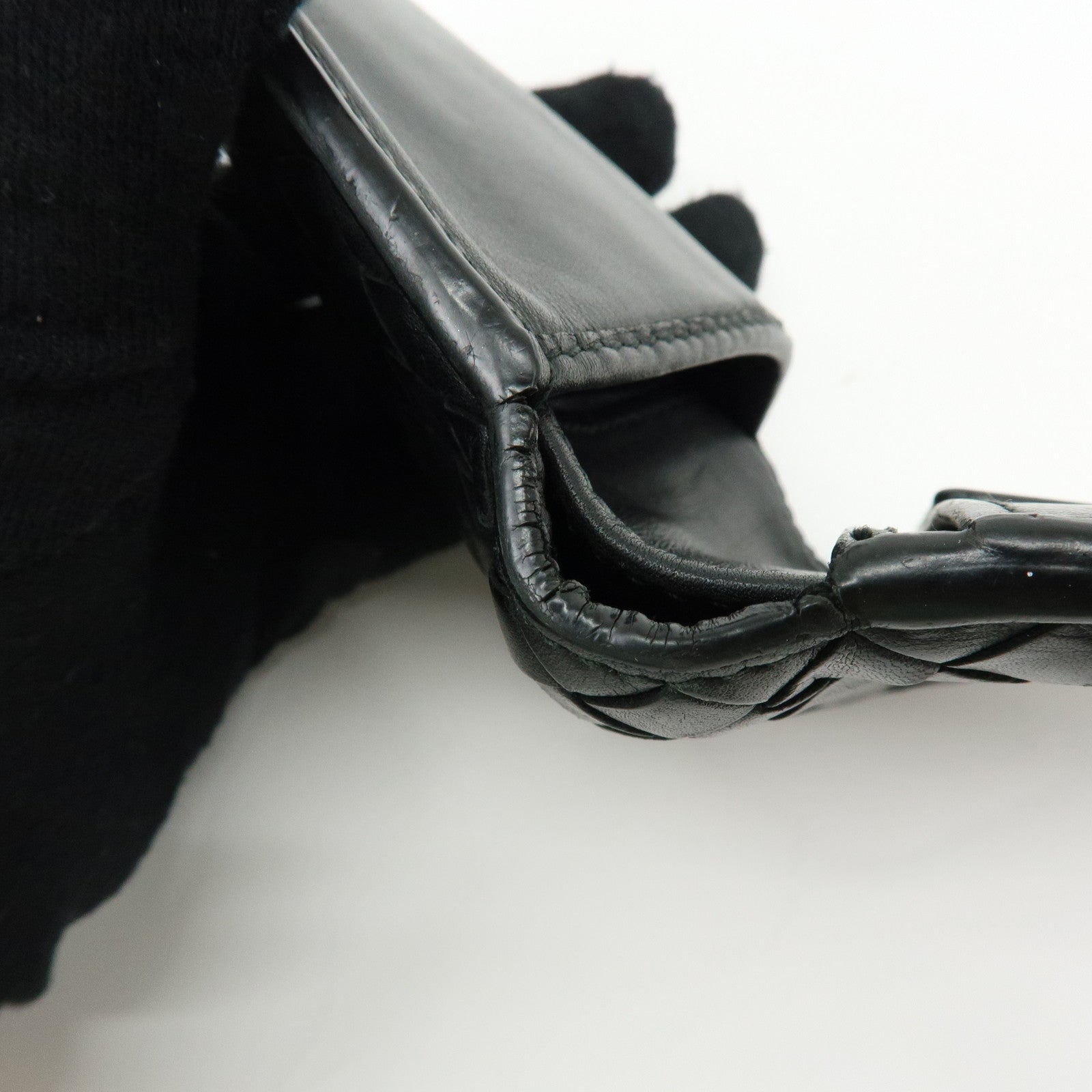 Bottega Veneta Intrecciato Leather Bi-fold Comact Wallet Black 193642