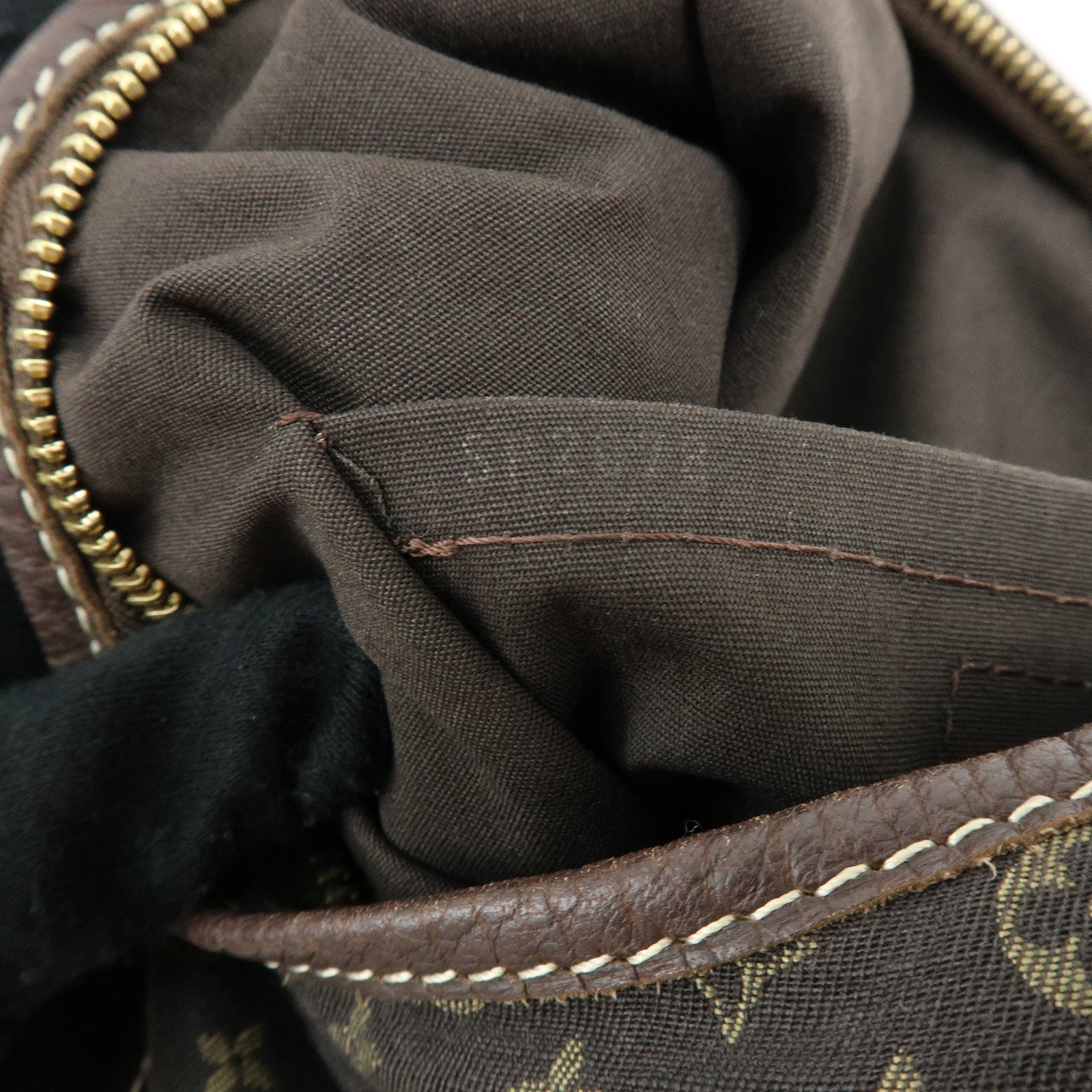 Louis Vuitton Monogram Mini Lin Manon PM Shoulder Bag Ebene M95621