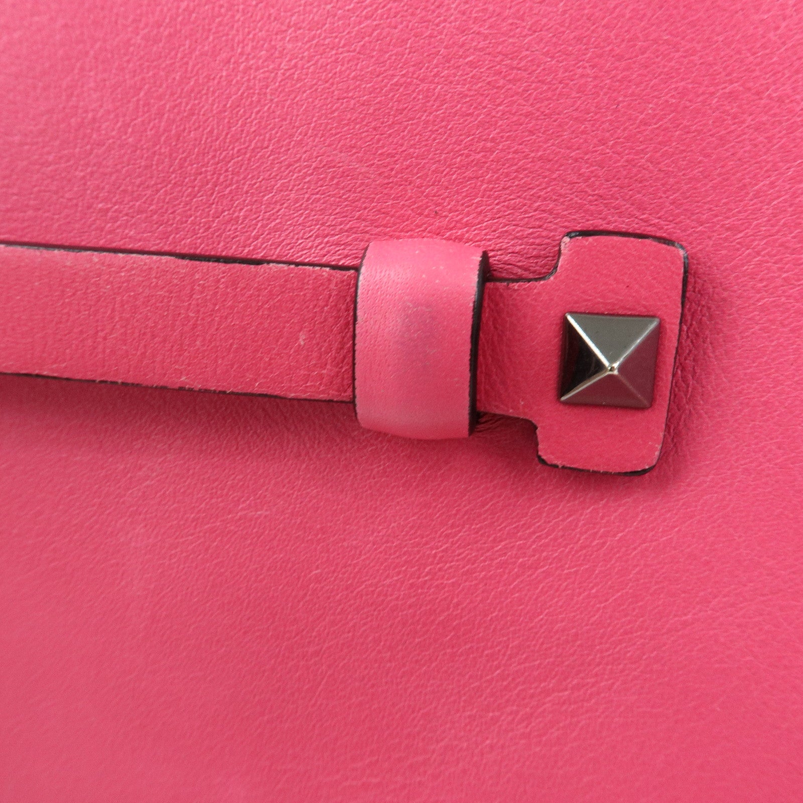 VALENTINO ROCKSTUD Leather Clutch Bag Pouch Pink