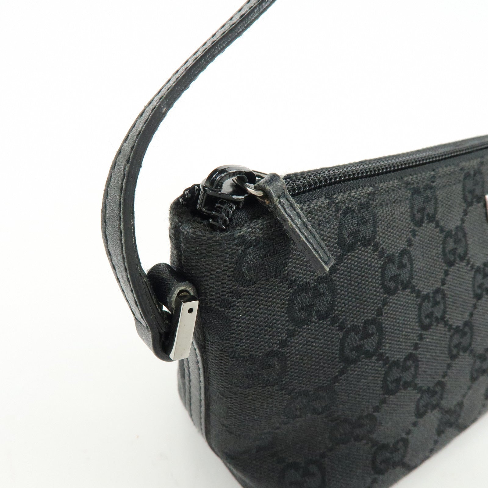 GUCCI Boat Bag GG Canvas Leather Accessory Pouch Hand Bag Black 07198