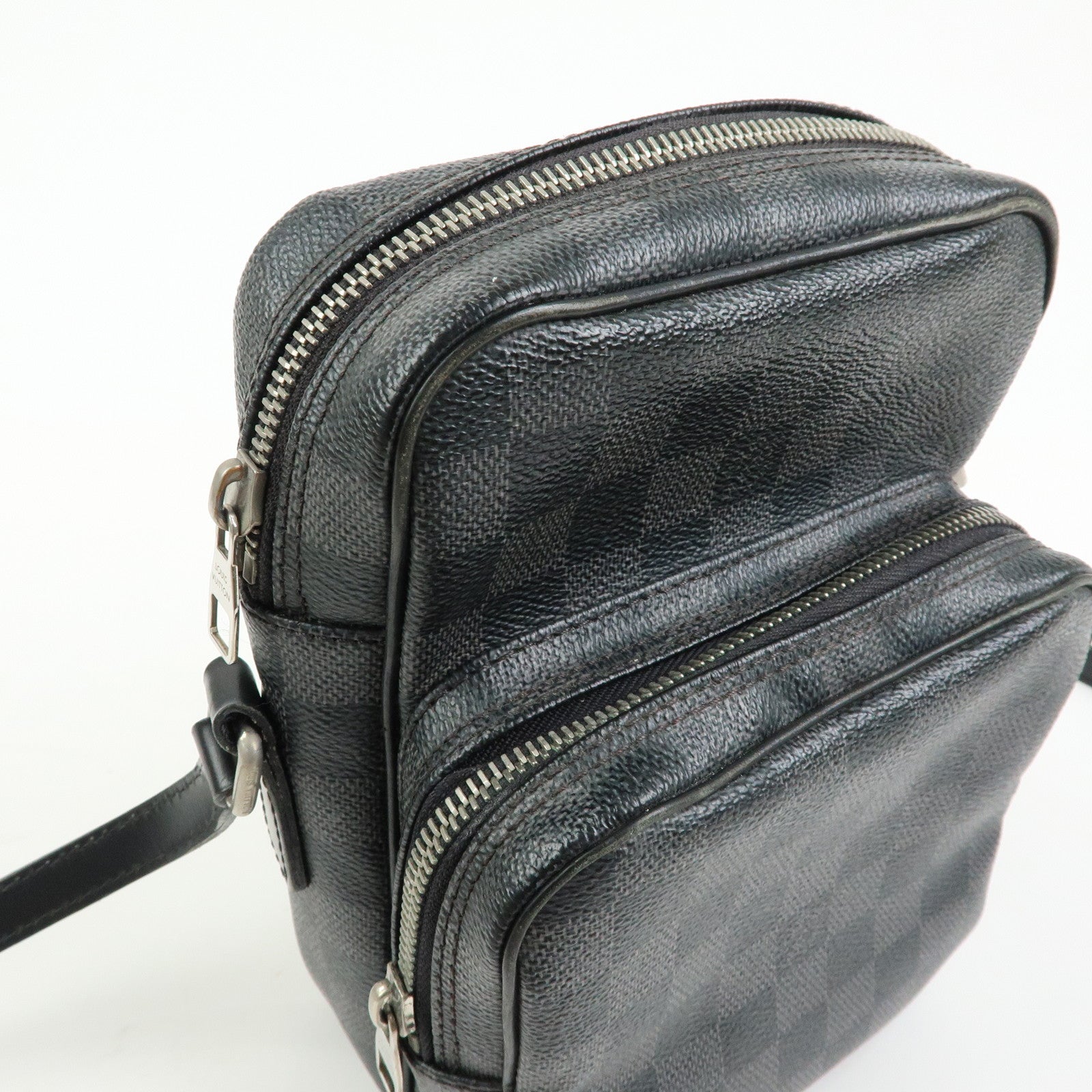 Louis Vuitton Damier Graphite Rem Shoulder Bag Black N41446