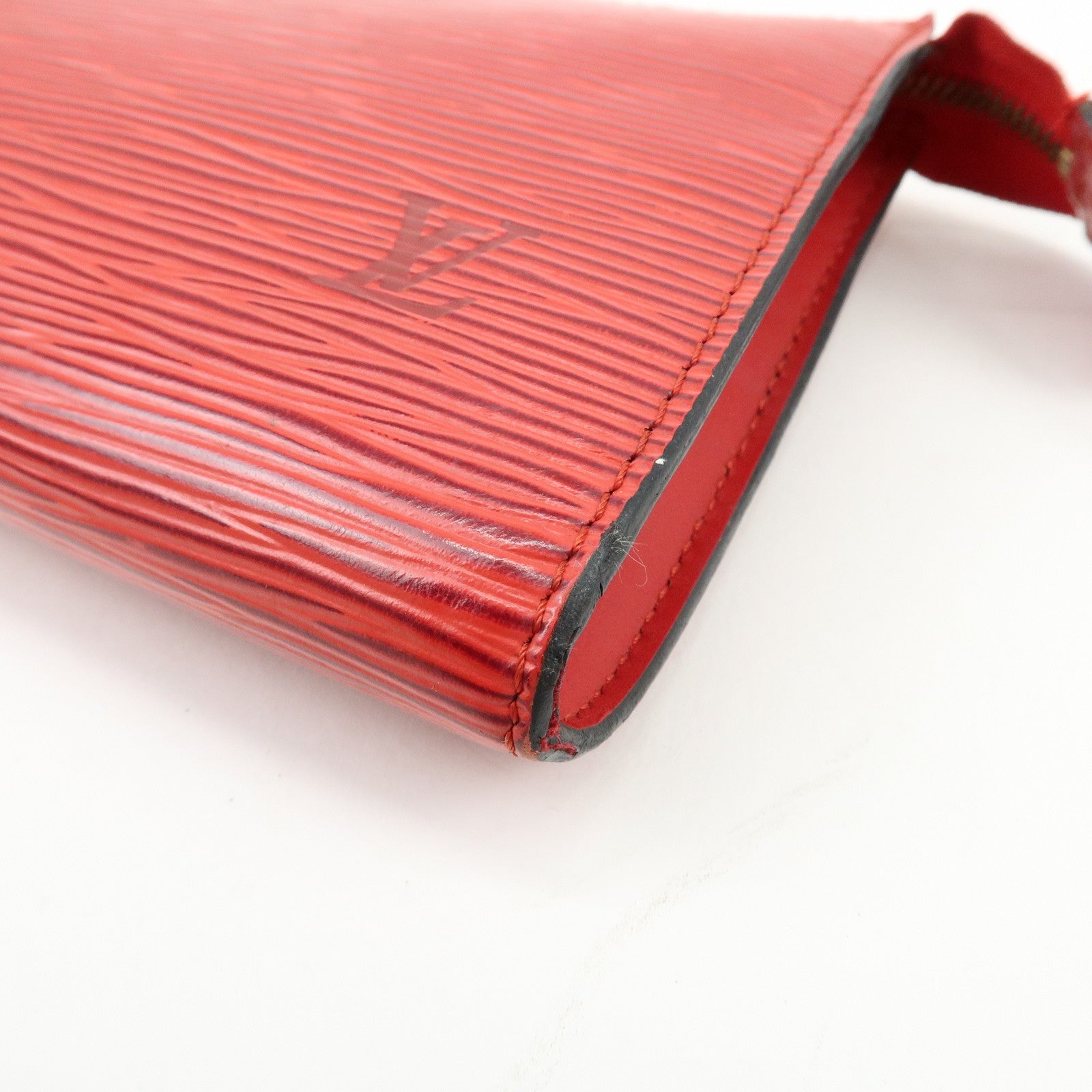 Louis Vuitton Epi Pochette Accessoires Pouch Castilian Red M52947