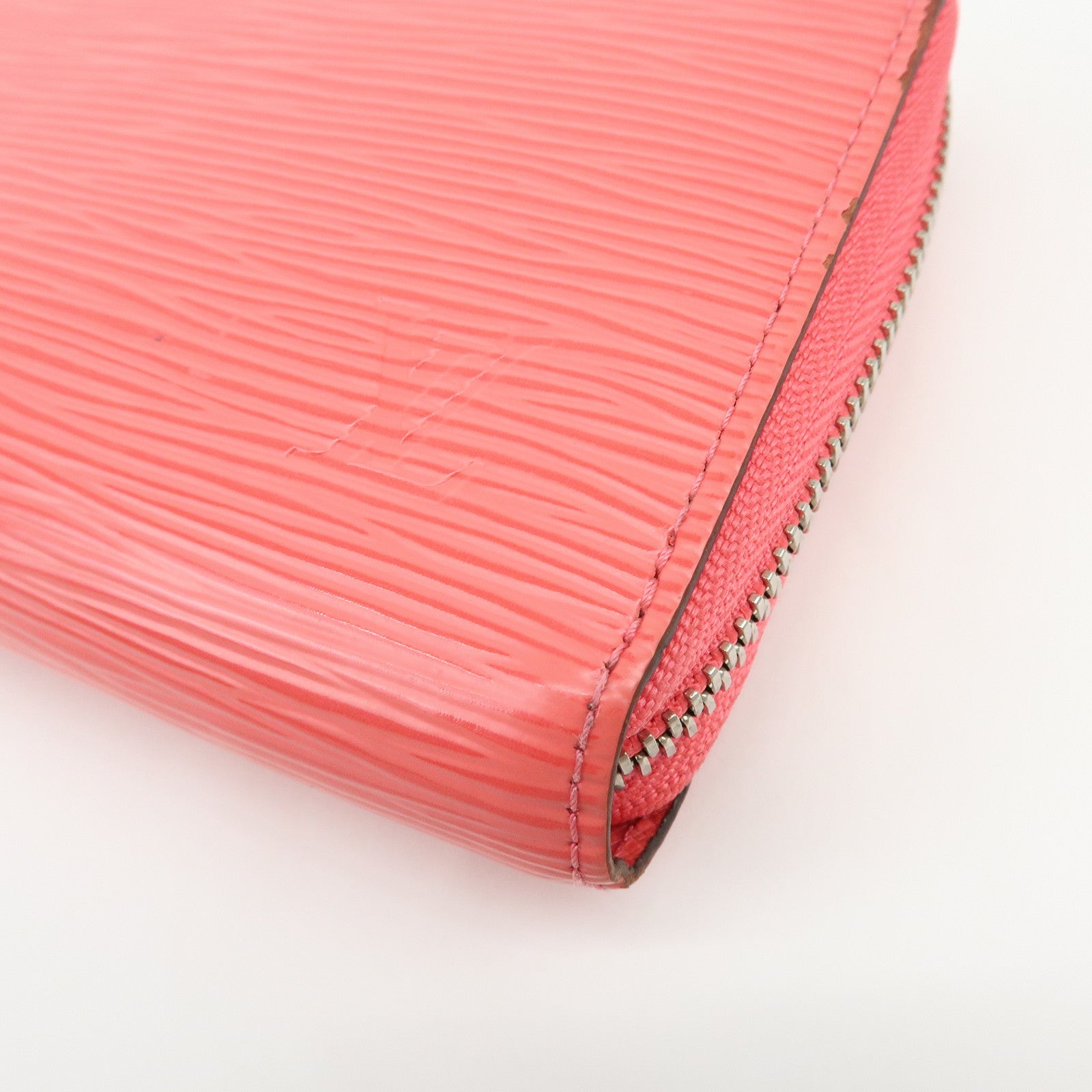 Louis Vuitton Epi Leather Zippy Long Wallet Corail M60663