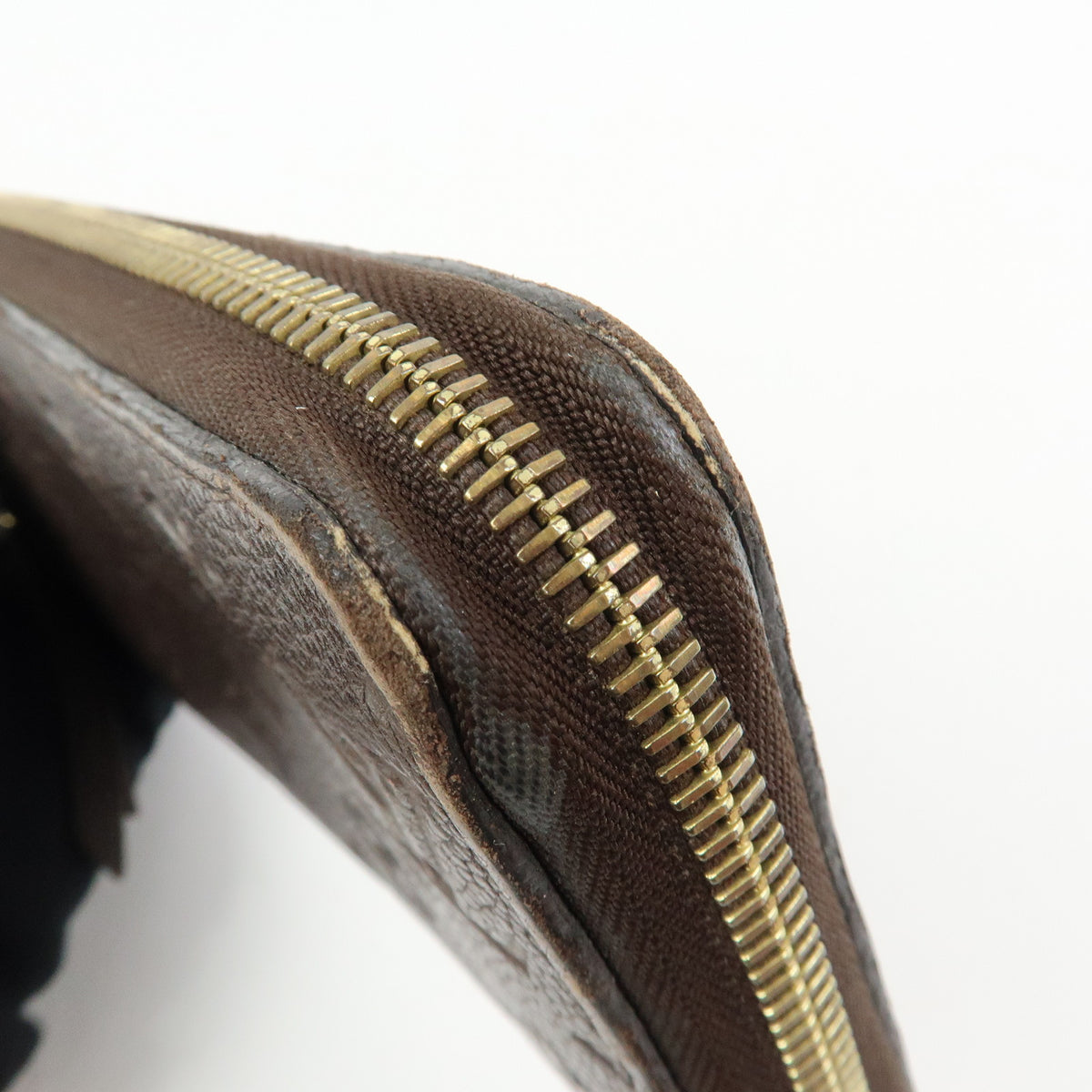 Louis Vuitton Monogram Empreinte Round Zippy Wallet Terre M60548