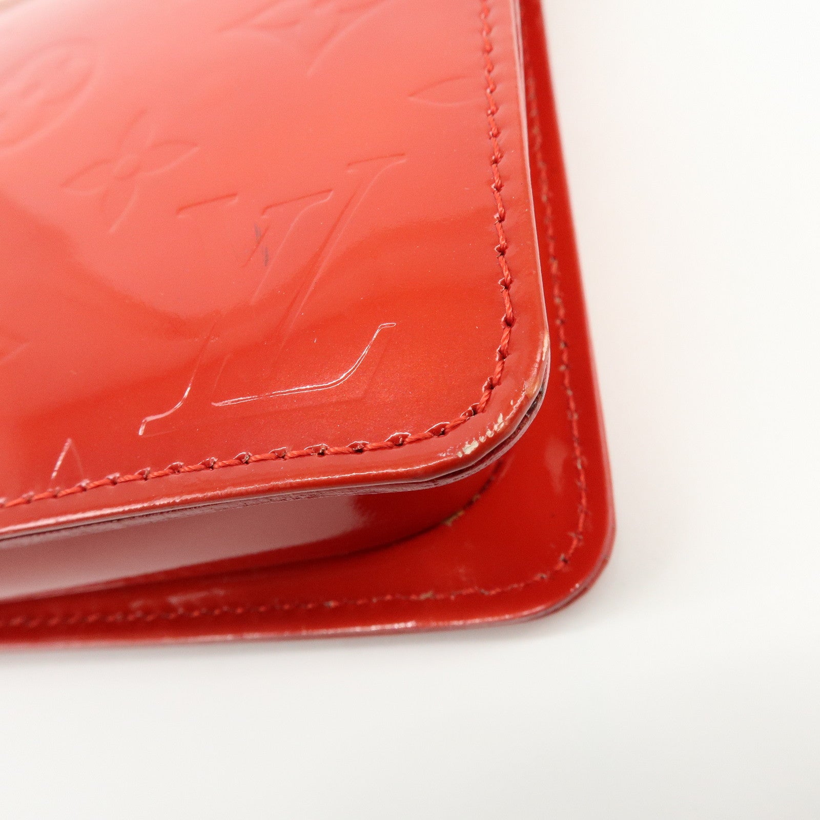 Louis Vuitton Monogram Vernis Lexington Accessoires Pouch Rouge M91132