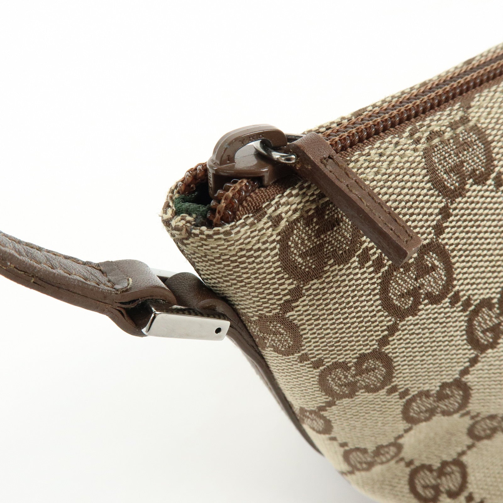 GUCCI Boat Bag GG Canvas Accessory Pouch Hand Bag Beige Brown 07198