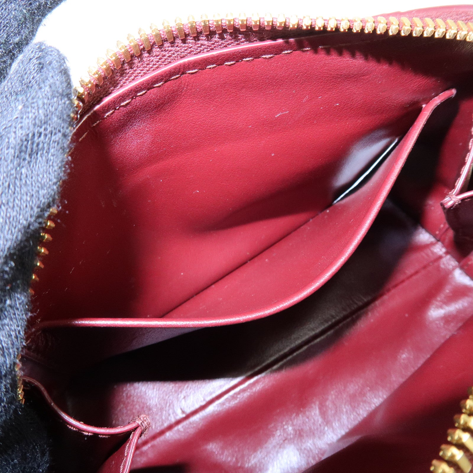 BOTTEGA VENETA Intrecciato Leather Pouch Cosmetic Case Bordeaux　