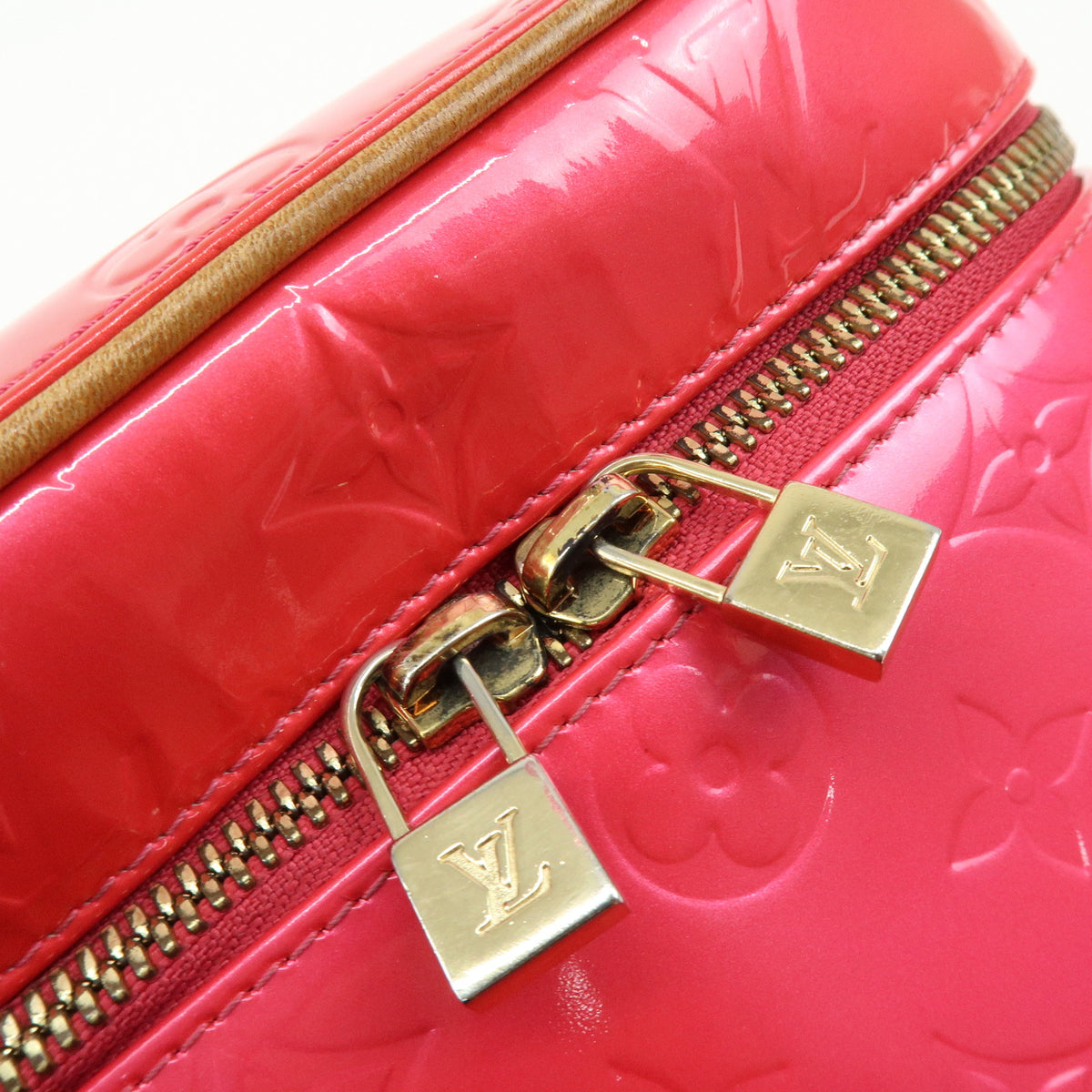 Louis Vuitton Monogram Vernis Sullivan Vertical Fuchsia Pink M91259