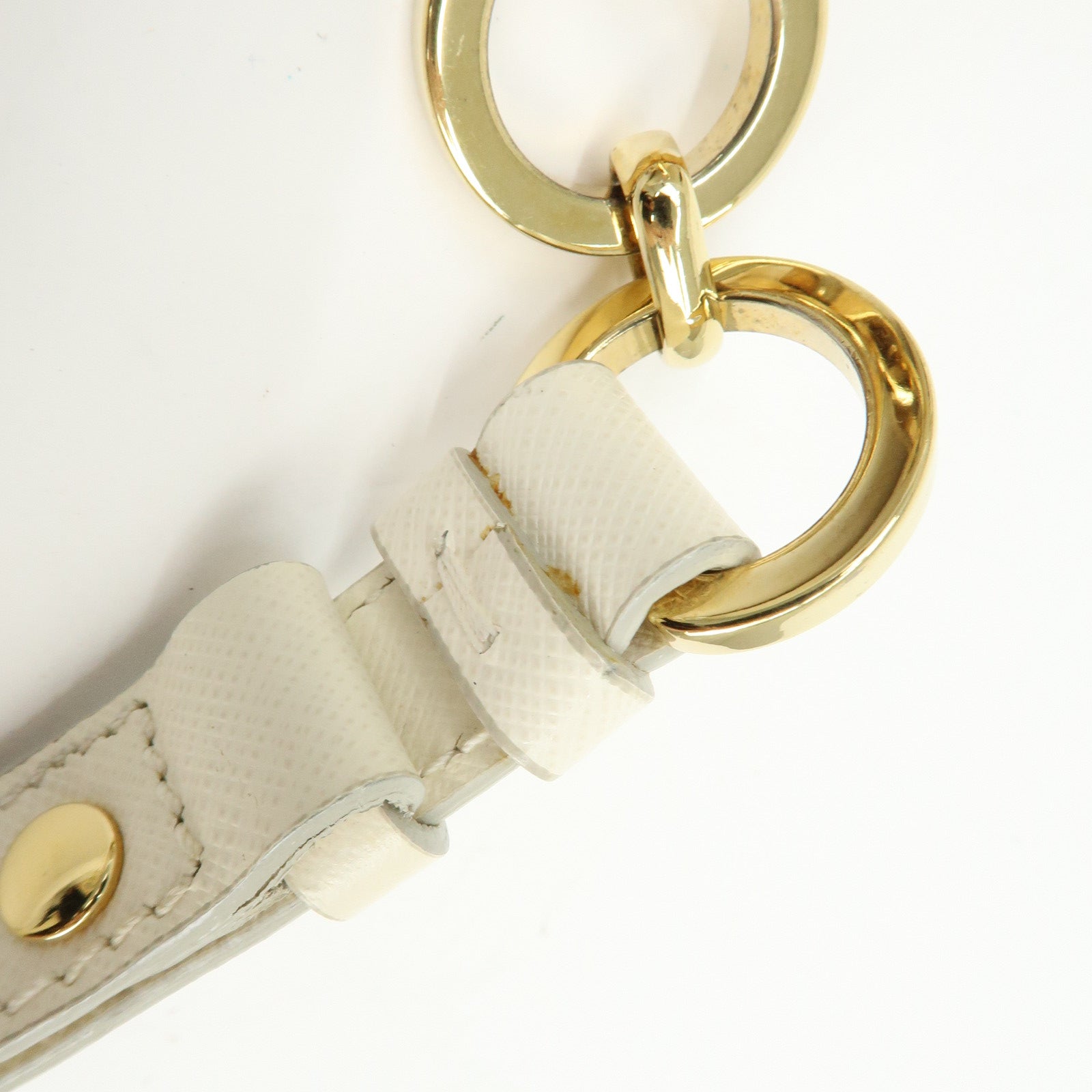 Ferragamo Gancini Leather Chain Shoulder Bag Hand Bag Ivory