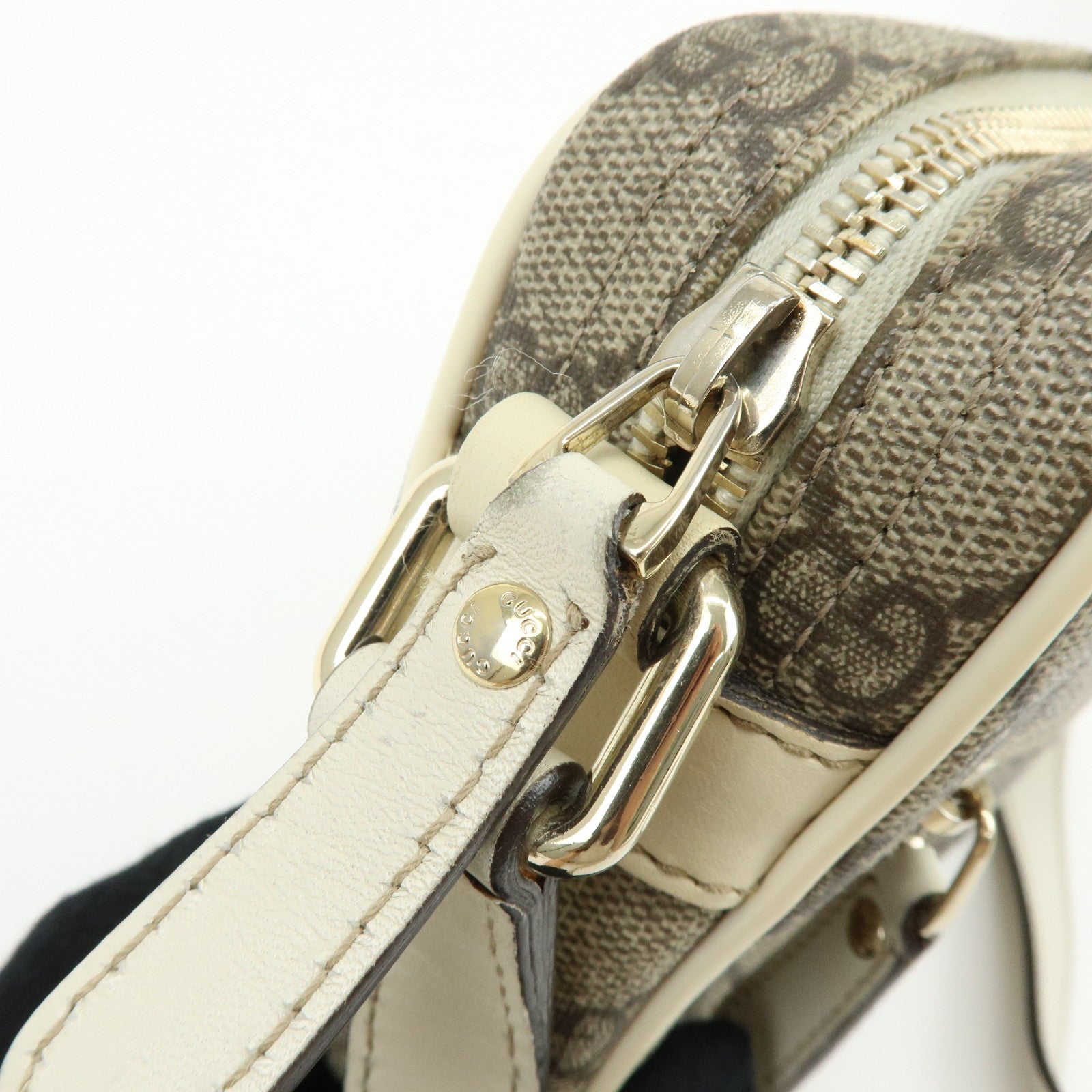 GUCCI GG Supreme Leather Shoulder Bag Crossbody Bag  Beige White 201447