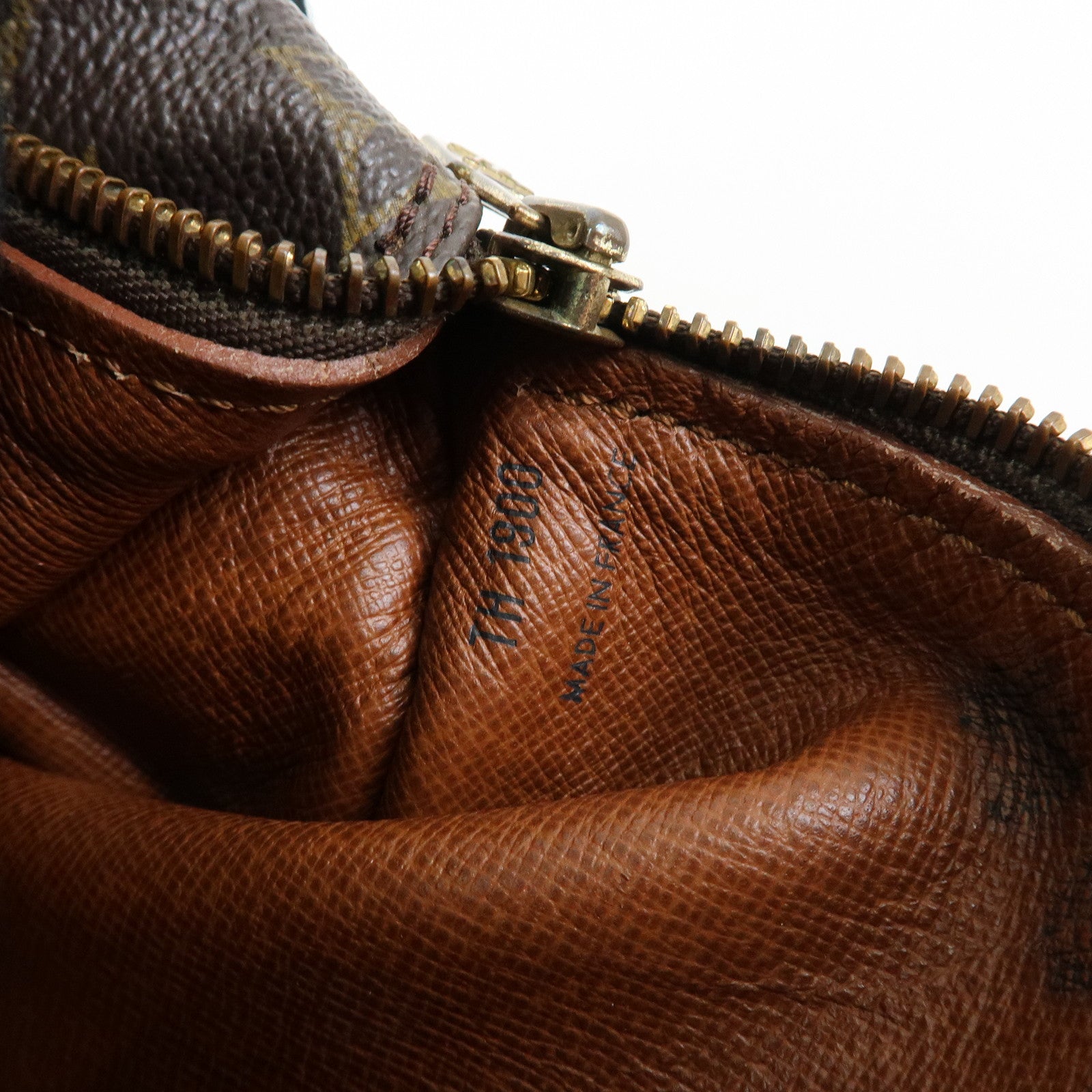 Louis Vuitton Monogram Papillon 26 Hand Bag Brown M51366