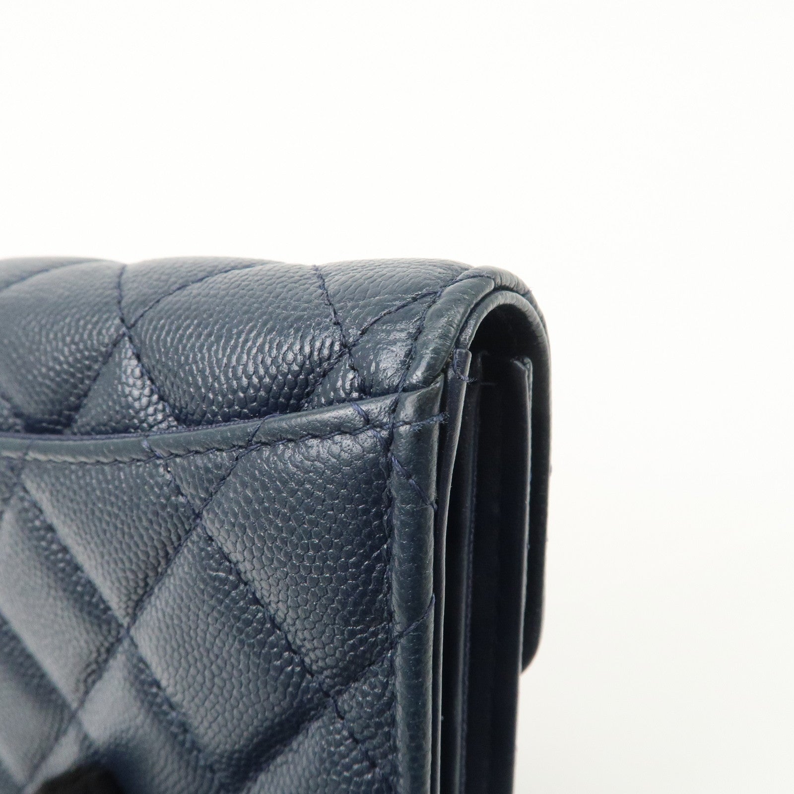 CHANEL Matelasse Caviarskin Tri-fold Wallet Small Wallet Navy AP0232 Used
