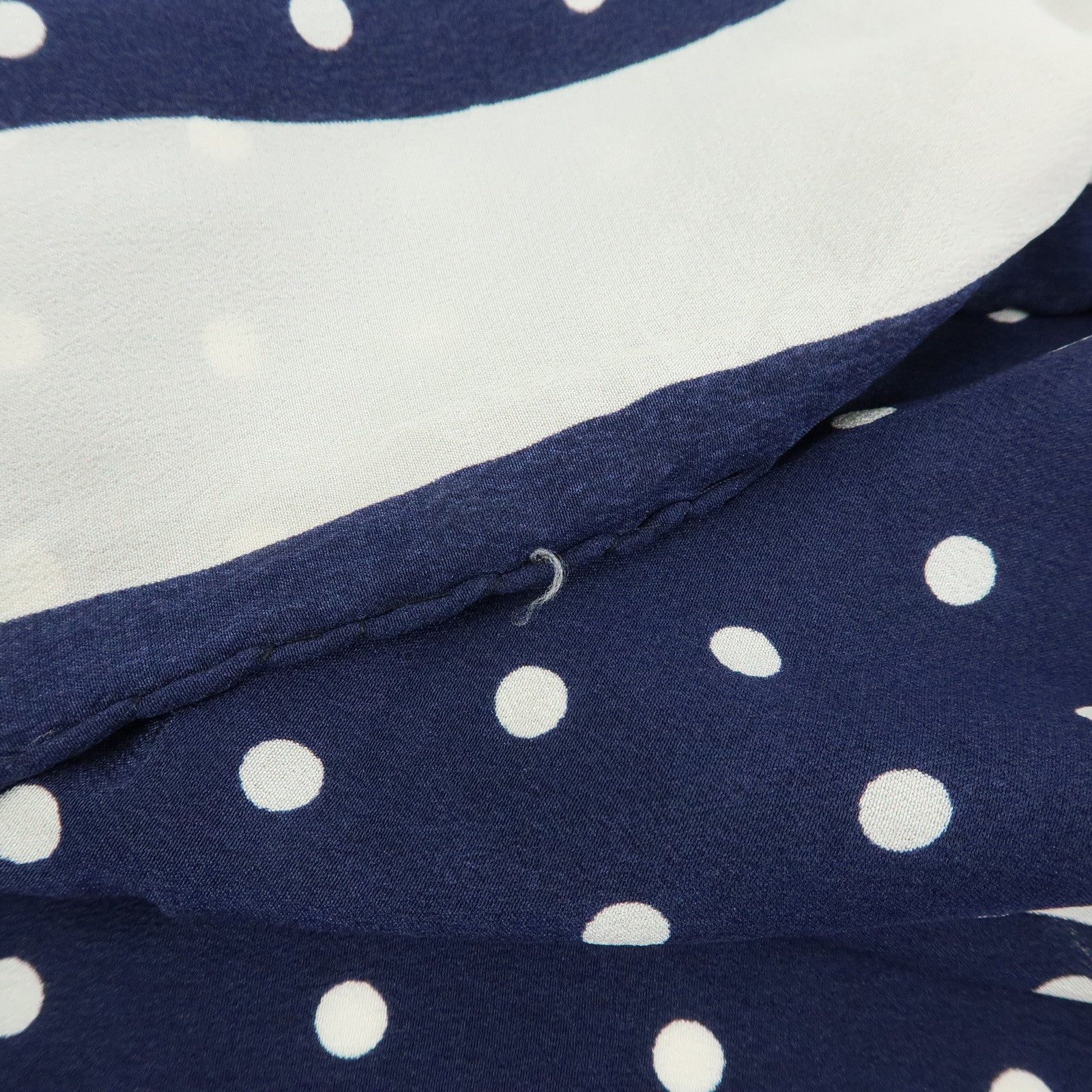 CHANEL Silk 100% Scarf Poka Dots Ribbon Design White Navy