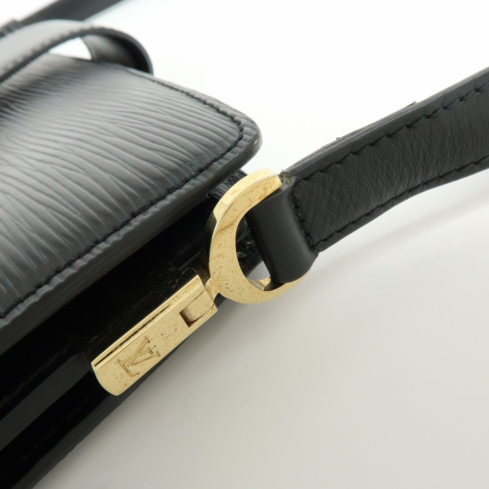 Louis Vuitton Epi Capuchin Shoulder Crossbody Bag Noir Black M52342