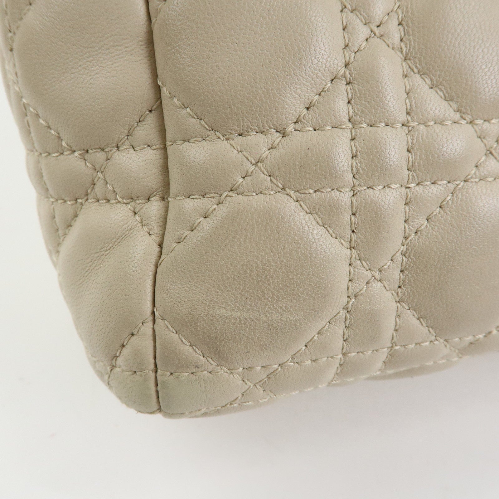 Christian Dior Lady Dior Cannage Lamb Skin Hand Bag Ivory