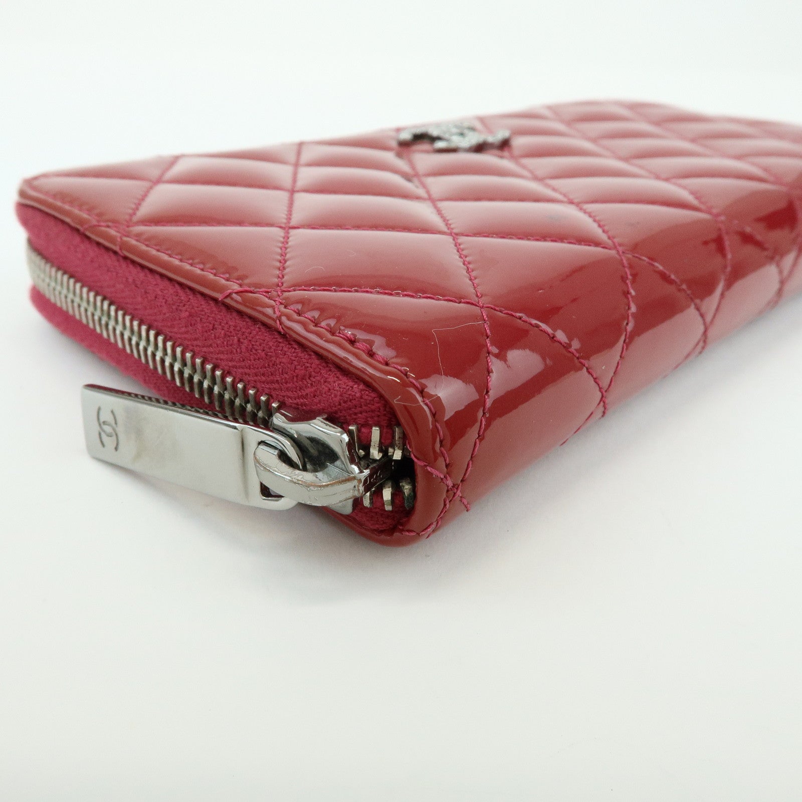 CHANEL Matelasse Patent Leather Zippy Long Wallet Pink