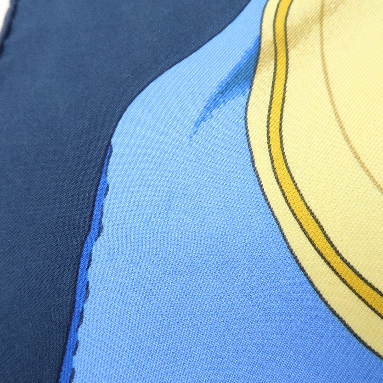 HERMES Carre 90 Silk 100% Scarf Soleil de Soie Blue Navy Yellow