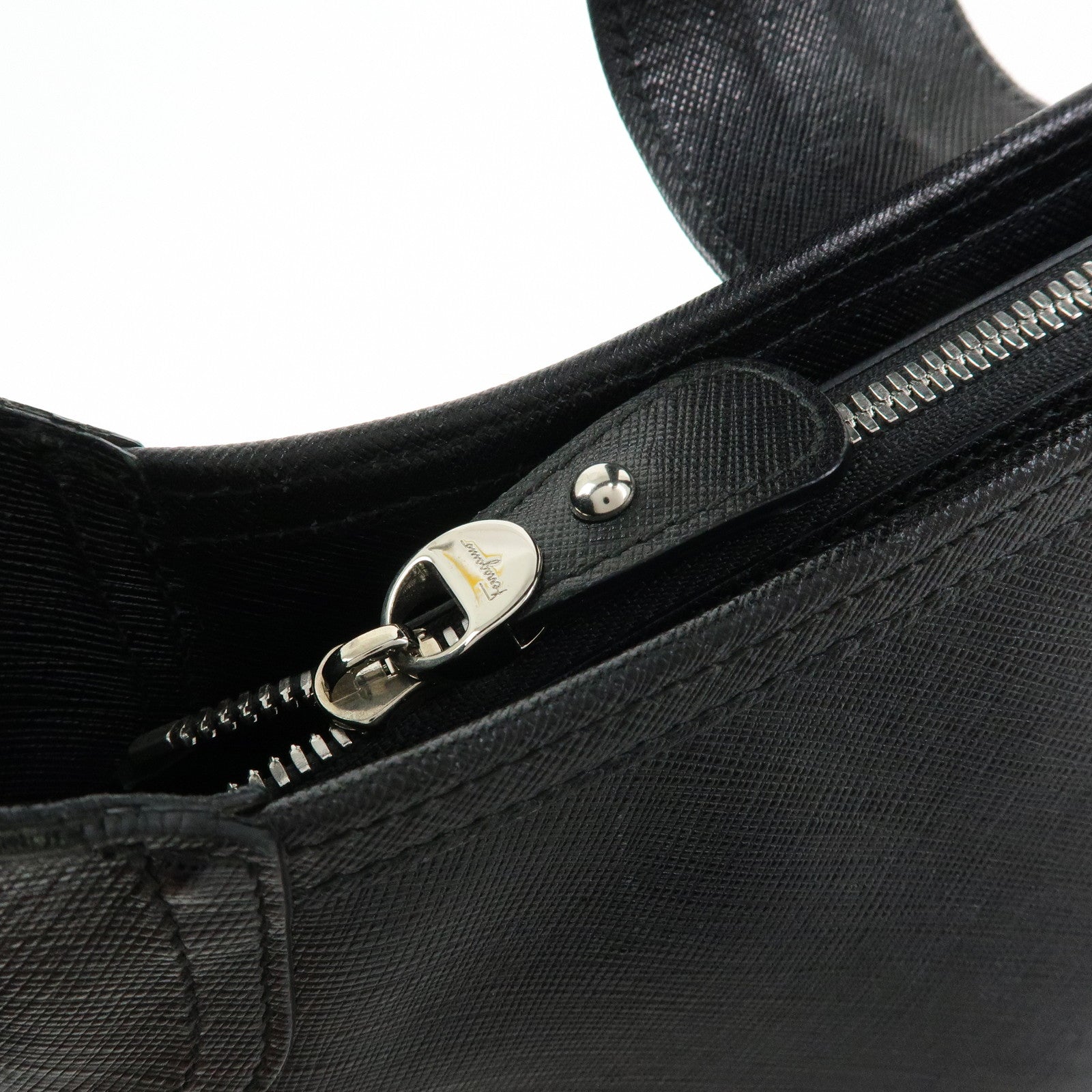 Ferragamo Gancini Leather Shoulder Bag Hand Bag Black