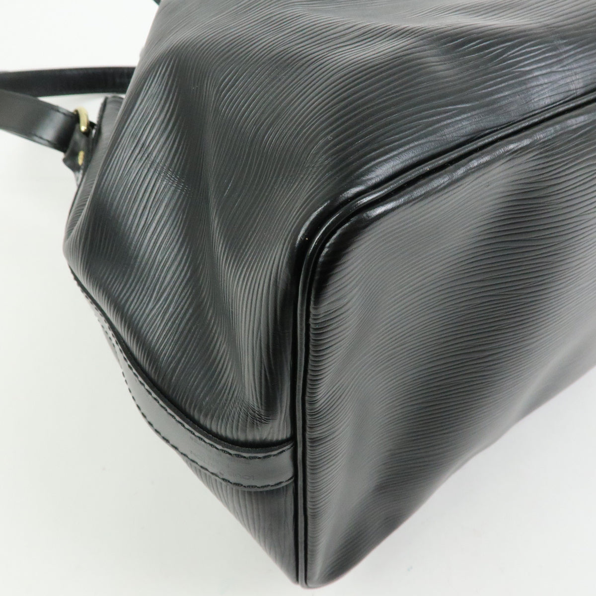 Louis Vuitton Epi Petit Noe Shoulder Bag Noir Black M44102
