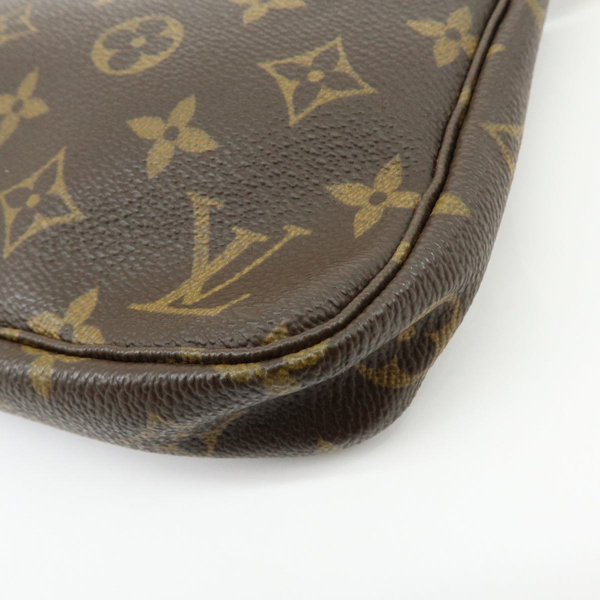 Louis Vuitton Monogram Pochette Accessoires Pouch Hand Bag Brown M51980