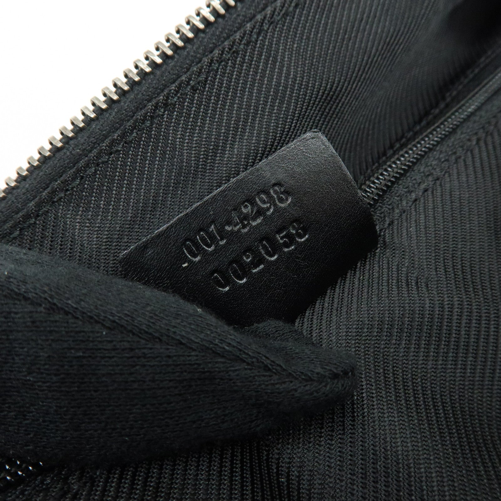GUCCI GG Monogram Canvas Leather Shoulder Bag Black 001・4298