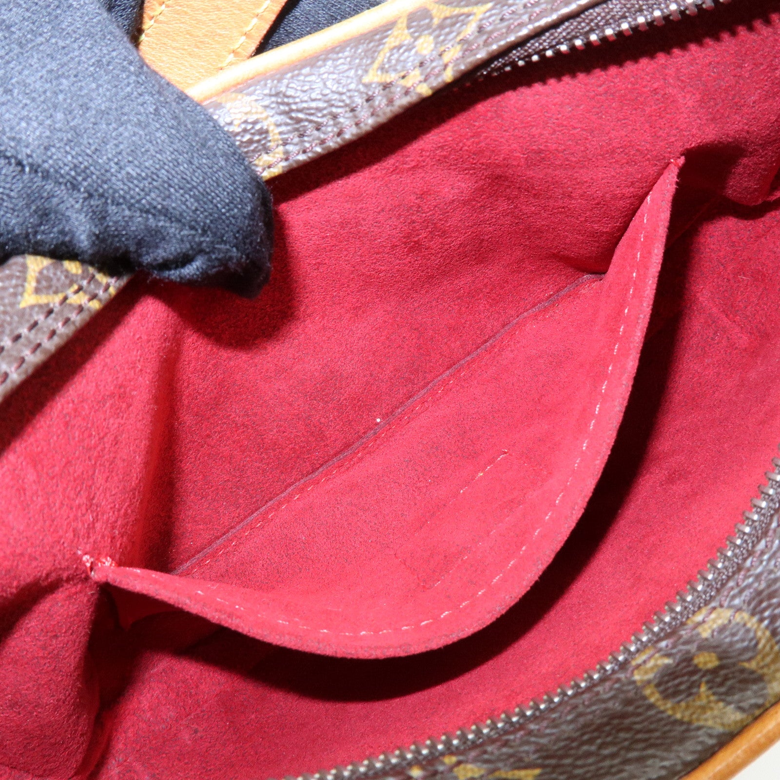 Louis Vuitton Monogram Pochette Croissant Shoulder Bag Hand Bag M51510