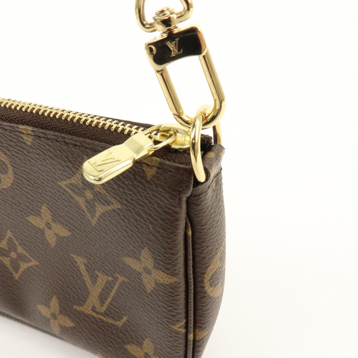 Louis Vuitton Monogram Mini Pochette Accessoires Hand Bag Bown M58009