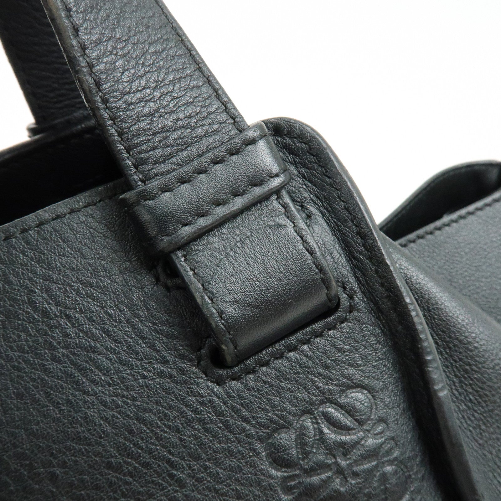 LOEWE Anagram Hammock Medium Leather Shoulder Crossbody Bag Black