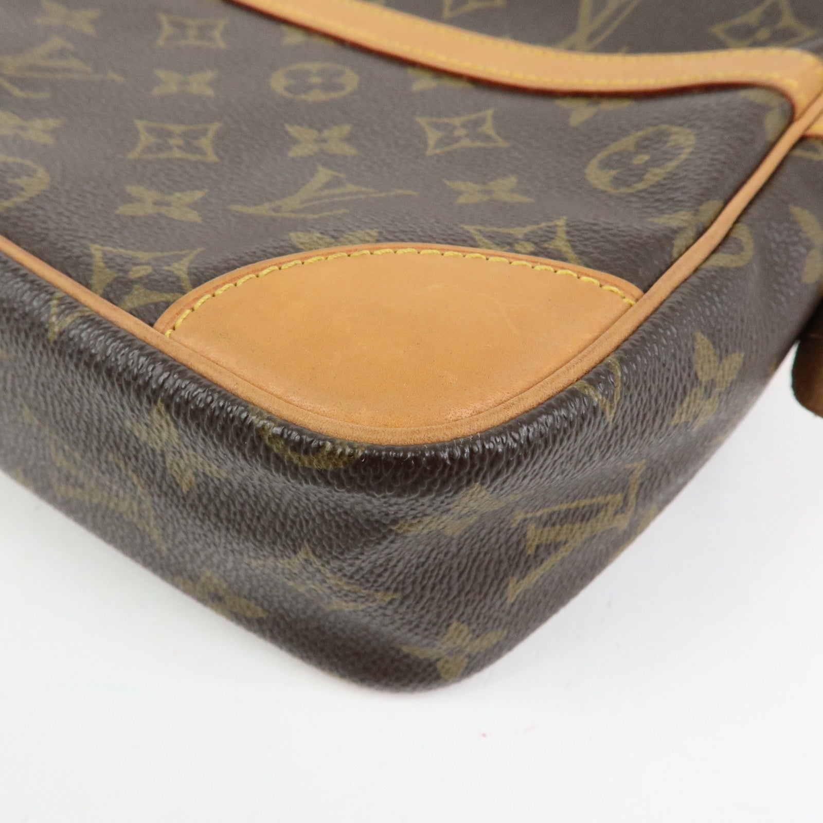 Louis Vuitton Monogram Compiegne 23 Pouch Clutch Bag Brown M51845