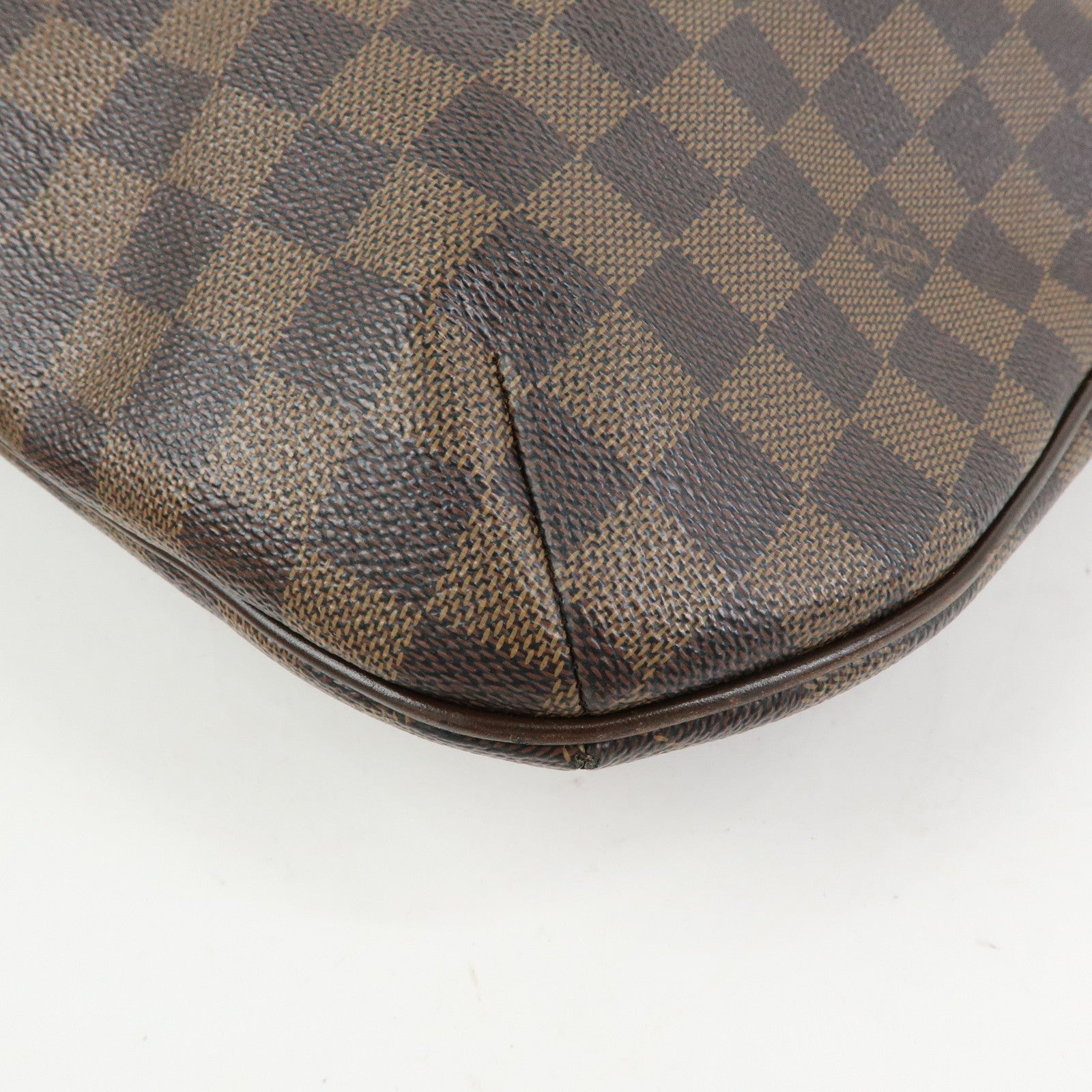 Louis Vuitton Damier Bloomsbury GM Shoulder Crossbody Bag N42250