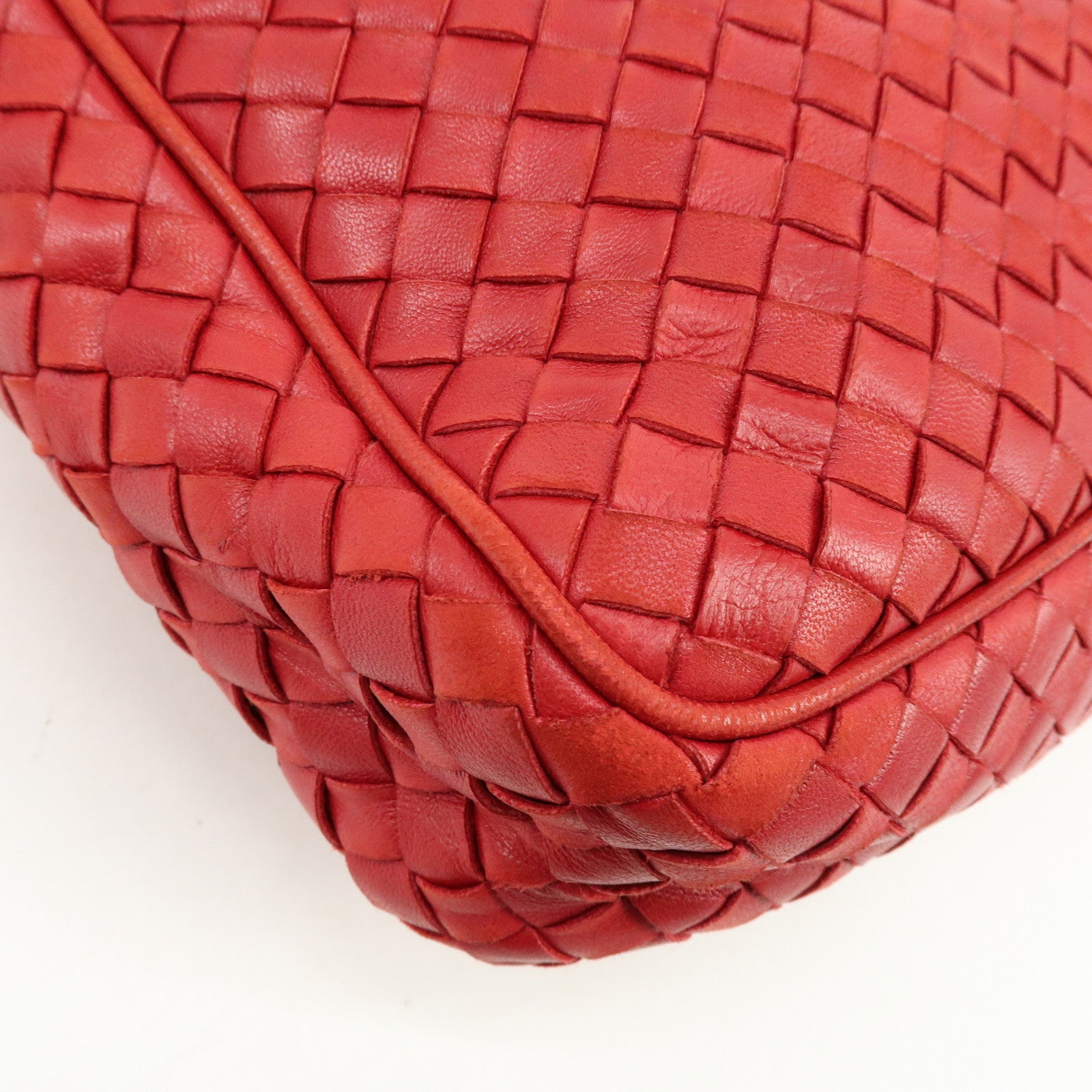 BOTTEGA VENETA Intrecciato Leather Shoulder Bag Tassel Red