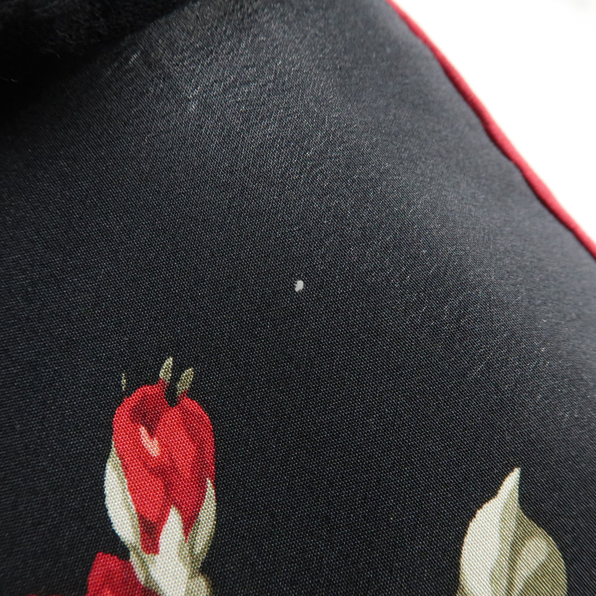 SAINT LAURENT PARIS Silk 100% Floral Scarf Black Red Beige
