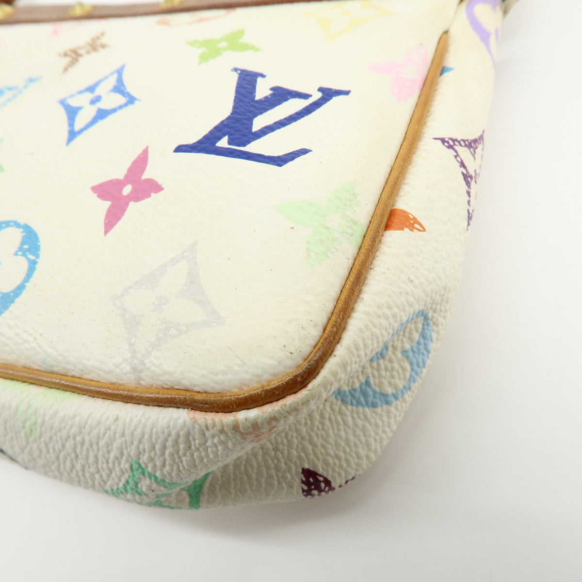 Louis Vuitton Monogram Multicolor Pochette Accessoires Blanc M92649