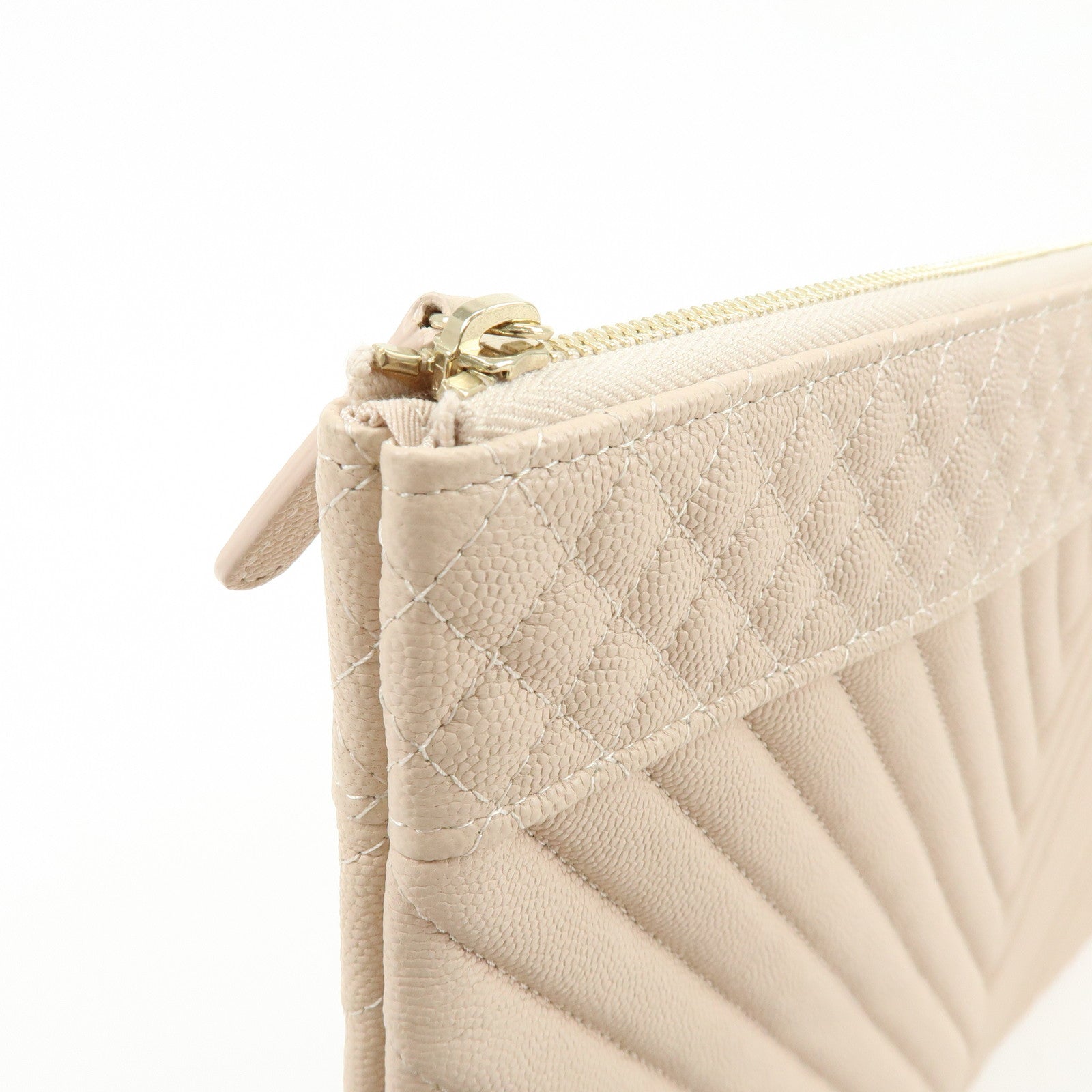 CHANEL COCO Mark Shevron V Stitch Caviarskin Clutch Bag Beige A69251