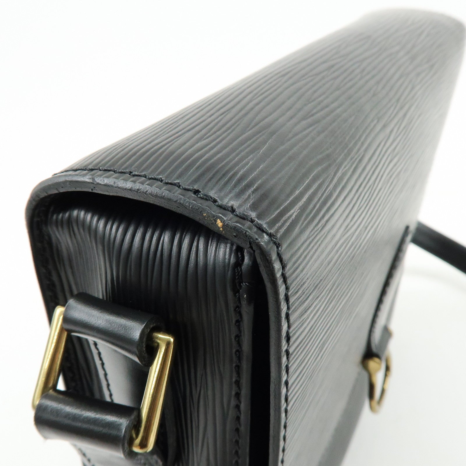 Louis Vuitton Epi Saint Cloud Shoulder Bag Black Noir M52192