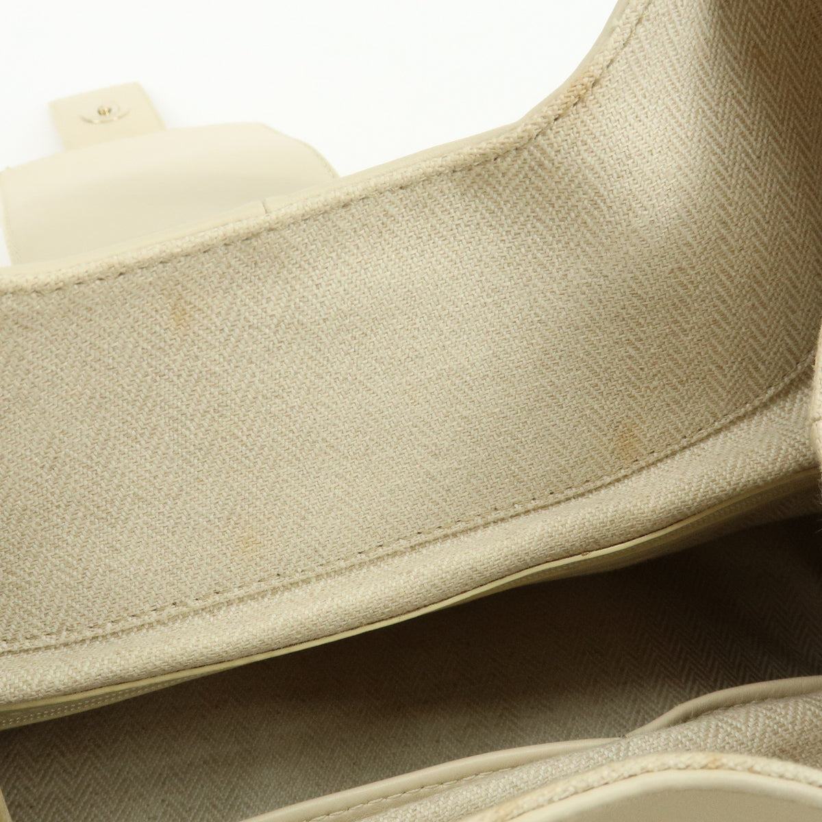 BVLGARI Chandra Leather Shoulder Bag Hand Bag Ring Buckle White