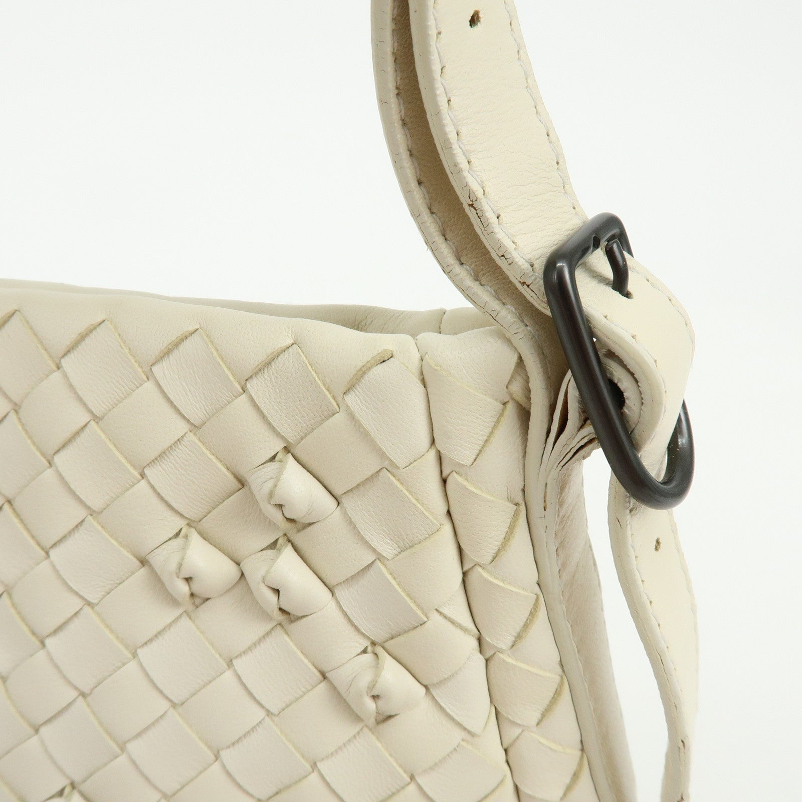 BOTTEGA VENETA Intrecciato Leather Shoulder Bag Hand Bag White 133507