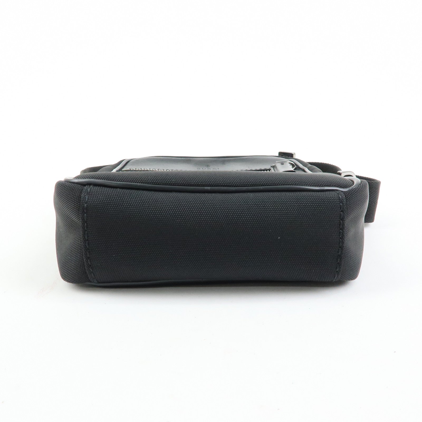 GUCCI Logo Canvas Leather Shoulder Bag Crossbody Bag Black 101680